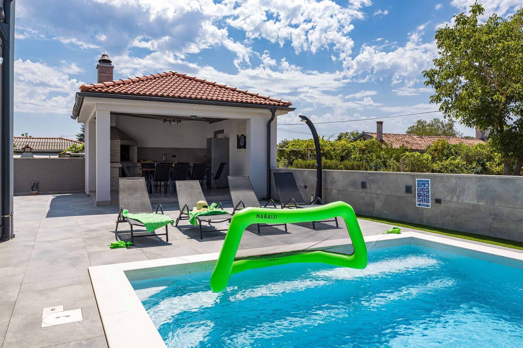 Villa Speranza with Private Illuminated Pool-Buitenlucht