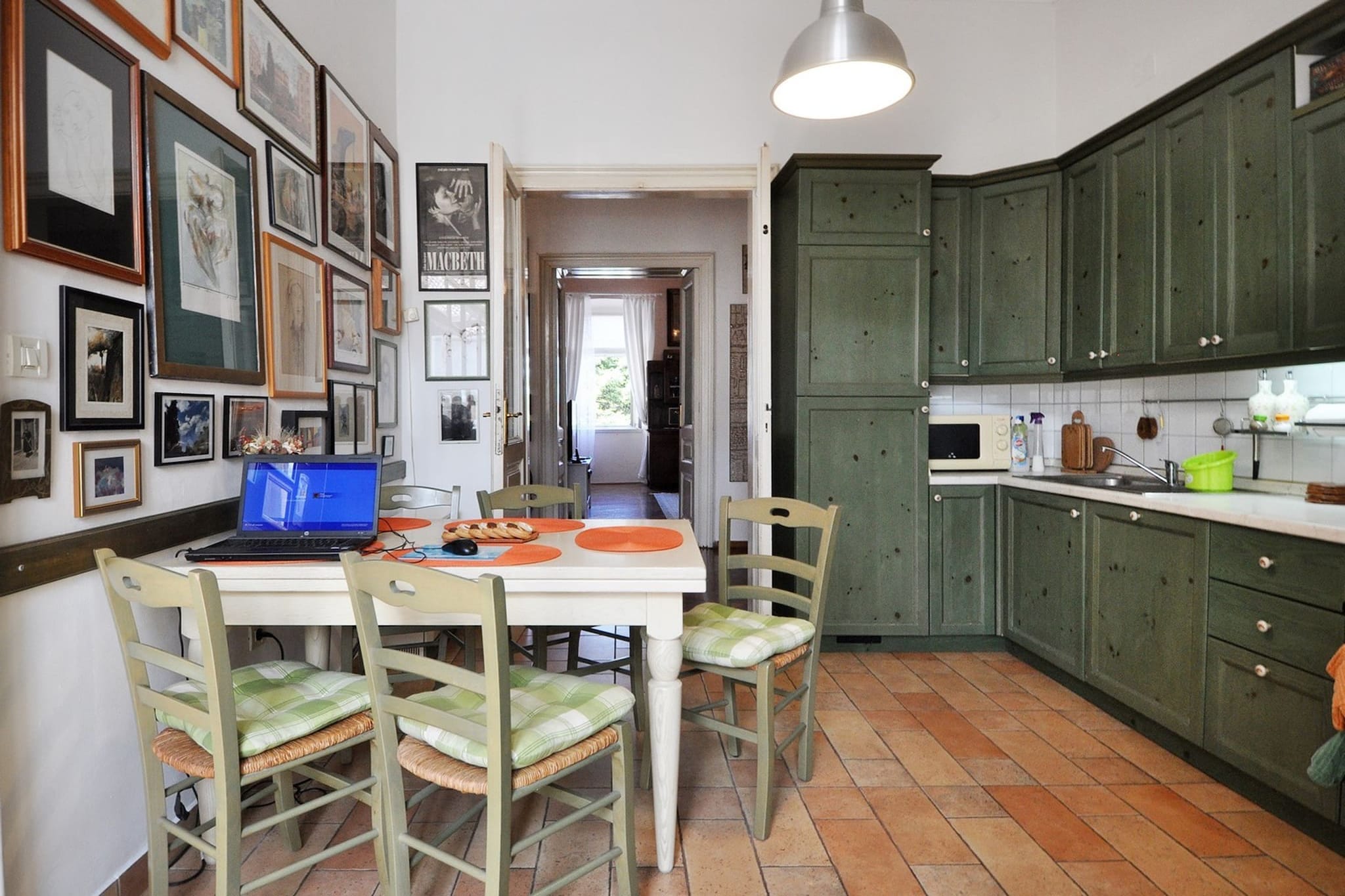 This cozy apartment in the heart of Pula offers 2 bedrooms and comfortably accommodates up to 6 guests. Spanning 105 m², the property provides a fully equipped kitchen with both gas and electric appliances, including a refrigerator, microwave, oven, freezer, and dishwasher. Additional amenities include air conditioning, Wi-Fi, a washing machine, iron, and a balcony. The apartment also features a TV with satellite channels (English-language options available), making it a great place to relax after a day of exploring the city.

Located in a charming zone, the apartment is ideally positioned in the center of Pula, with numerous conveniences nearby. The bus station is just 50 meters away, and the restaurant is only 100 meters from the property, offering easy access to local dining options. Supermarkets and a train station are located within 300 meters, ensuring guests have everything they need within walking distance. For beach lovers, the rock beach "Valkane" is just 2 km away, and the sandy beach "Bijeca" is 7 km from the apartment. Additionally, the Pula Airport is 7 km away, ensuring convenient access for travelers.

The independent kitchen is well-equipped for preparing meals and includes a full range of kitchenware, including plates, bowls, and utensils. Guests can enjoy a range of facilities, including a coffee machine, toaster, and kettle, offering everything needed for a self-catering stay. With its central location and comfortable amenities, this apartment offers the perfect balance of convenience and relaxation for your stay in Pula.