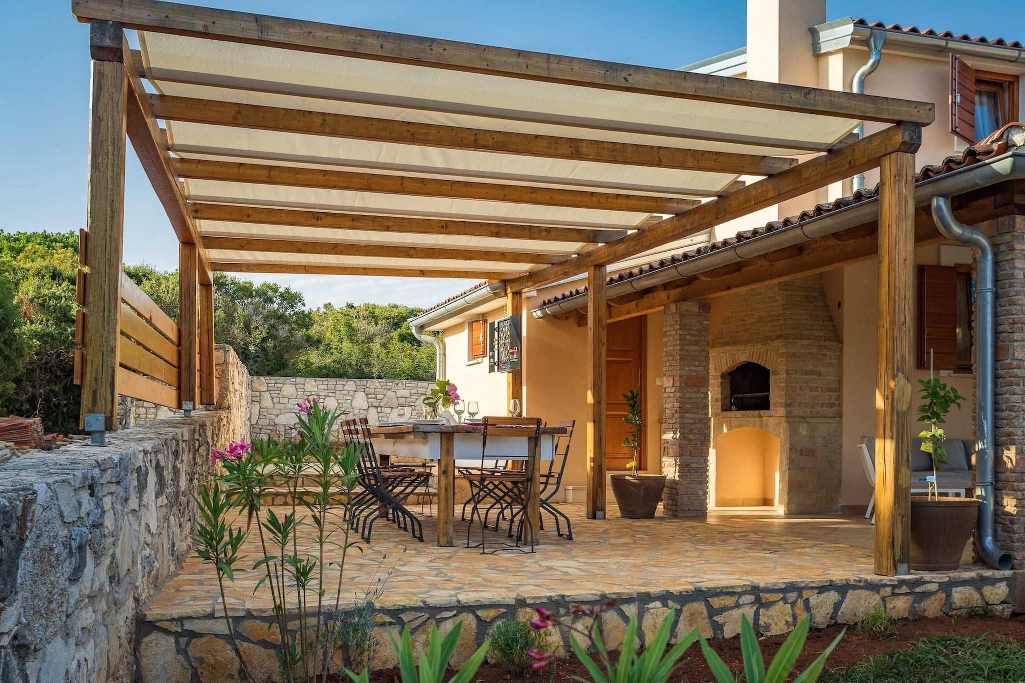 Casa Vala Romana - Big Garden, Jacuzzi, Free Bikes - Terrasbalkon