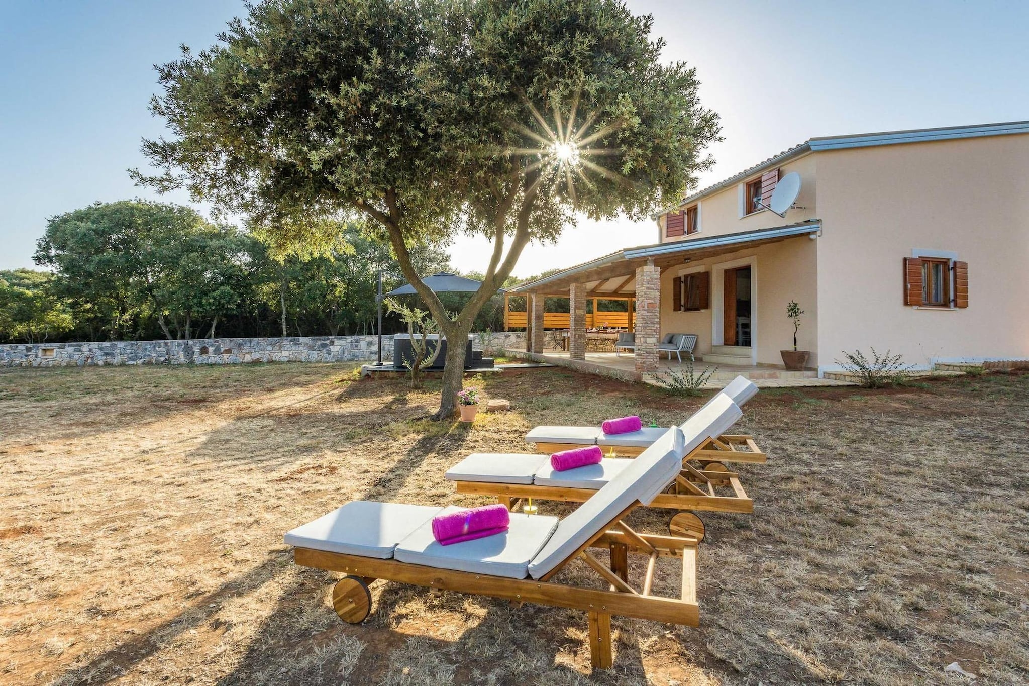 Casa Vala Romana - Big Garden, Jacuzzi, Free Bikes - Terrasbalkon