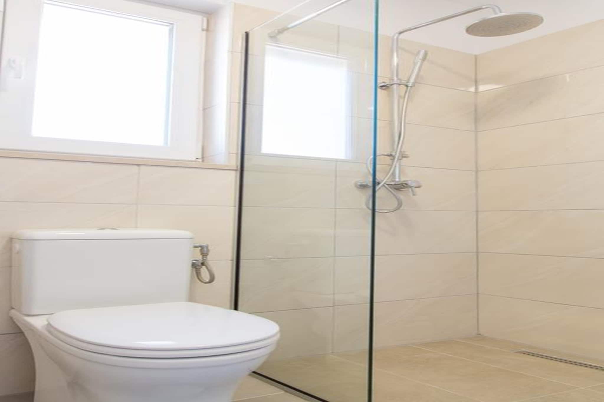 Villa with Pool and Sea View in Fazana - Horizont-Badkamer
