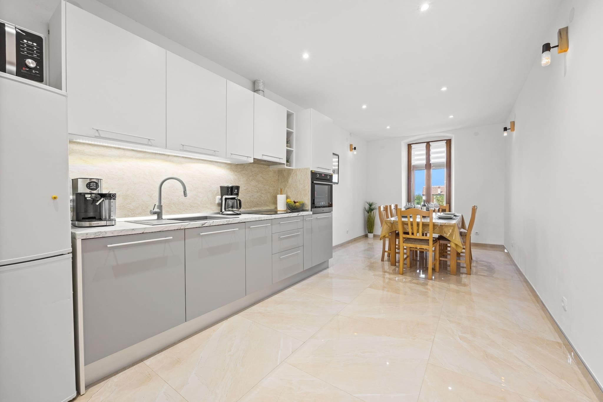 Kristijan & Jelena - Pool, Jacuzzi, Playground-Keuken