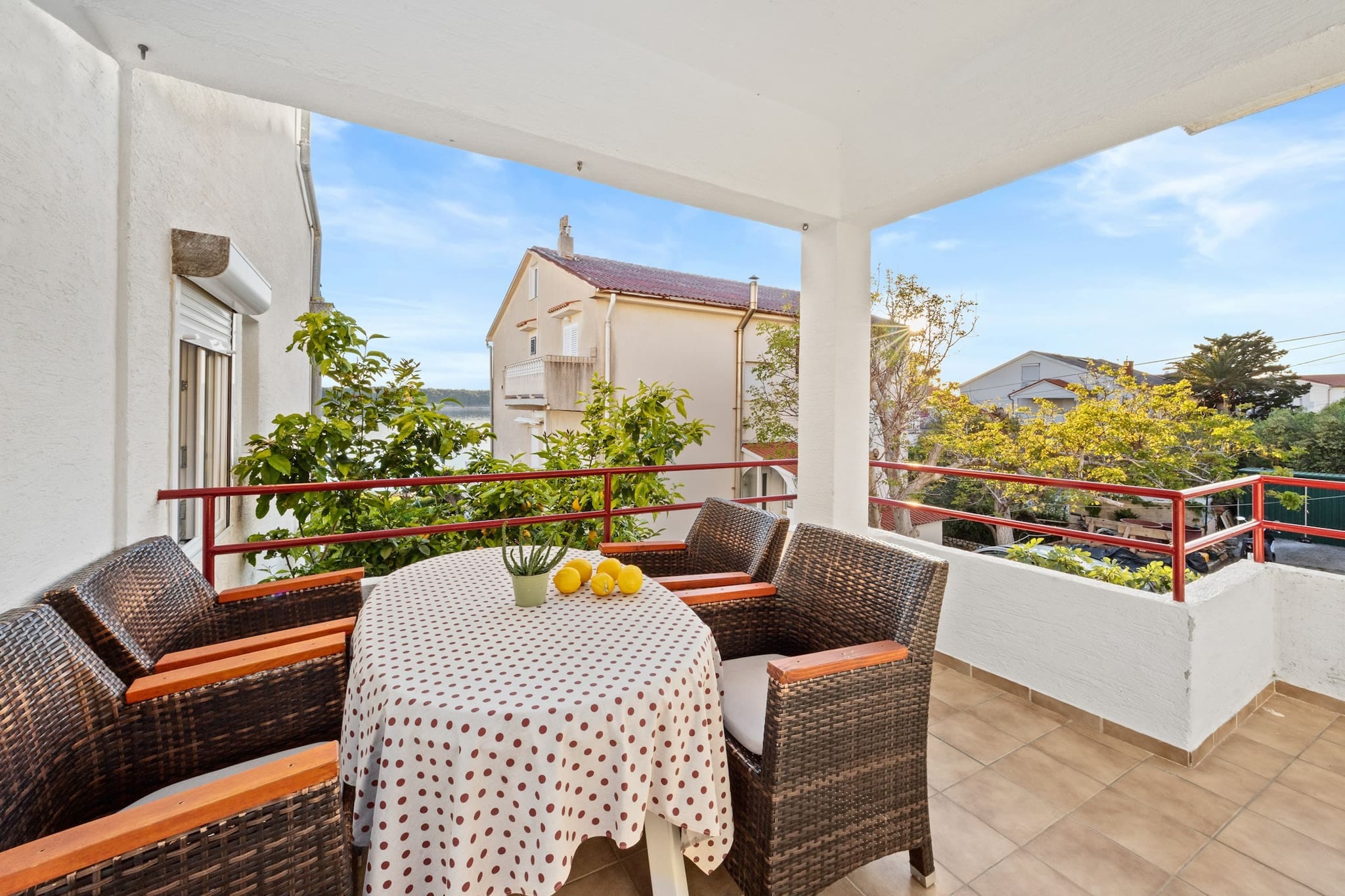 On the 1st floor: (Living room(single sofa bed, TV(flatscreen, satellite), seating area), Kitchen(dining table, hob, electric kettle, coffee machine, oven, microwave, fridge, freezer, dishes and cutlery), bedroom(double bed), bedroom(double bed), bathroom(shower), Internet access)\n\nGarden Furniture , balcony, air conditioning, terrace, garden, sun loungers, BBQ, parking, hairdryer, hot water, Sea view