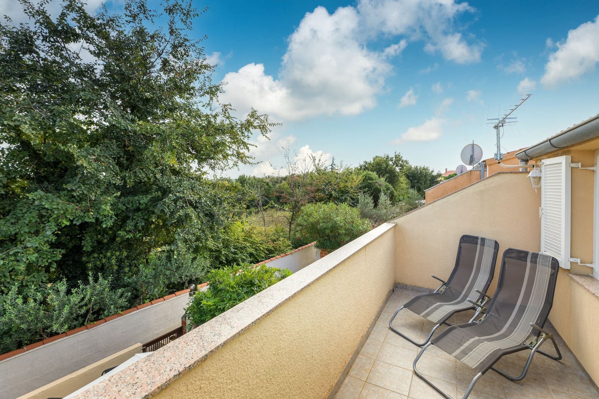 Apartment with Pool in Liznjan - Buneta-Terrasbalkon