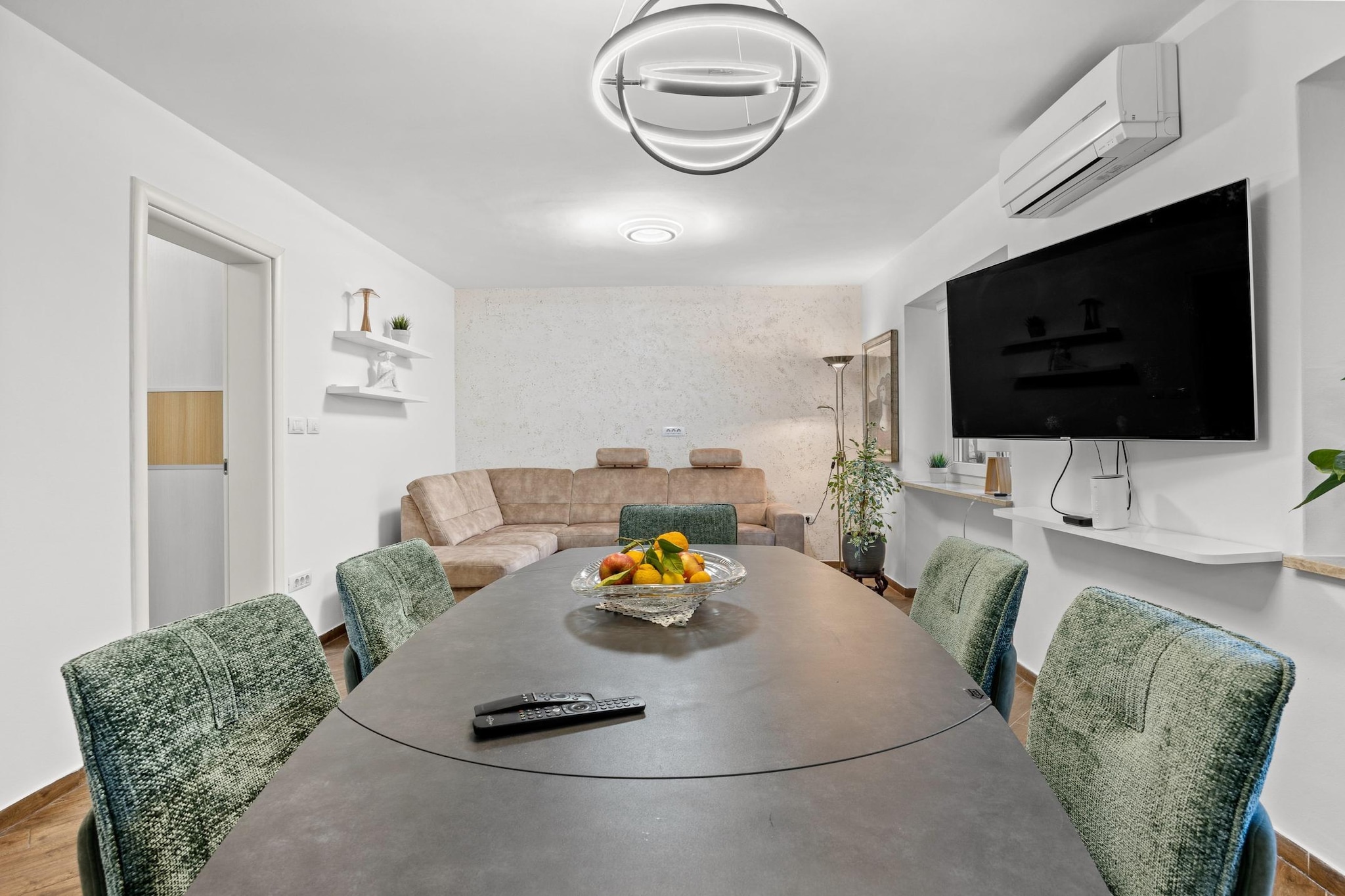 Villa Pineta two bedroom apartment
