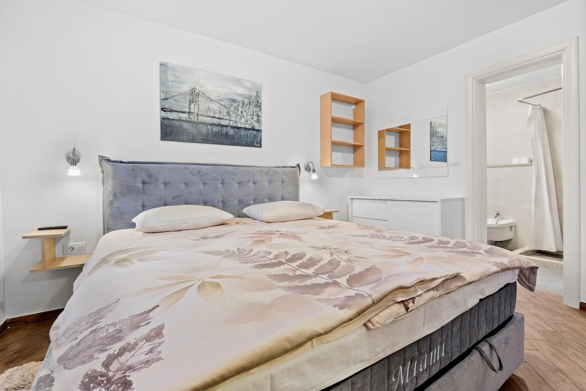 Villa Pineta two bedroom apartment - Chambre