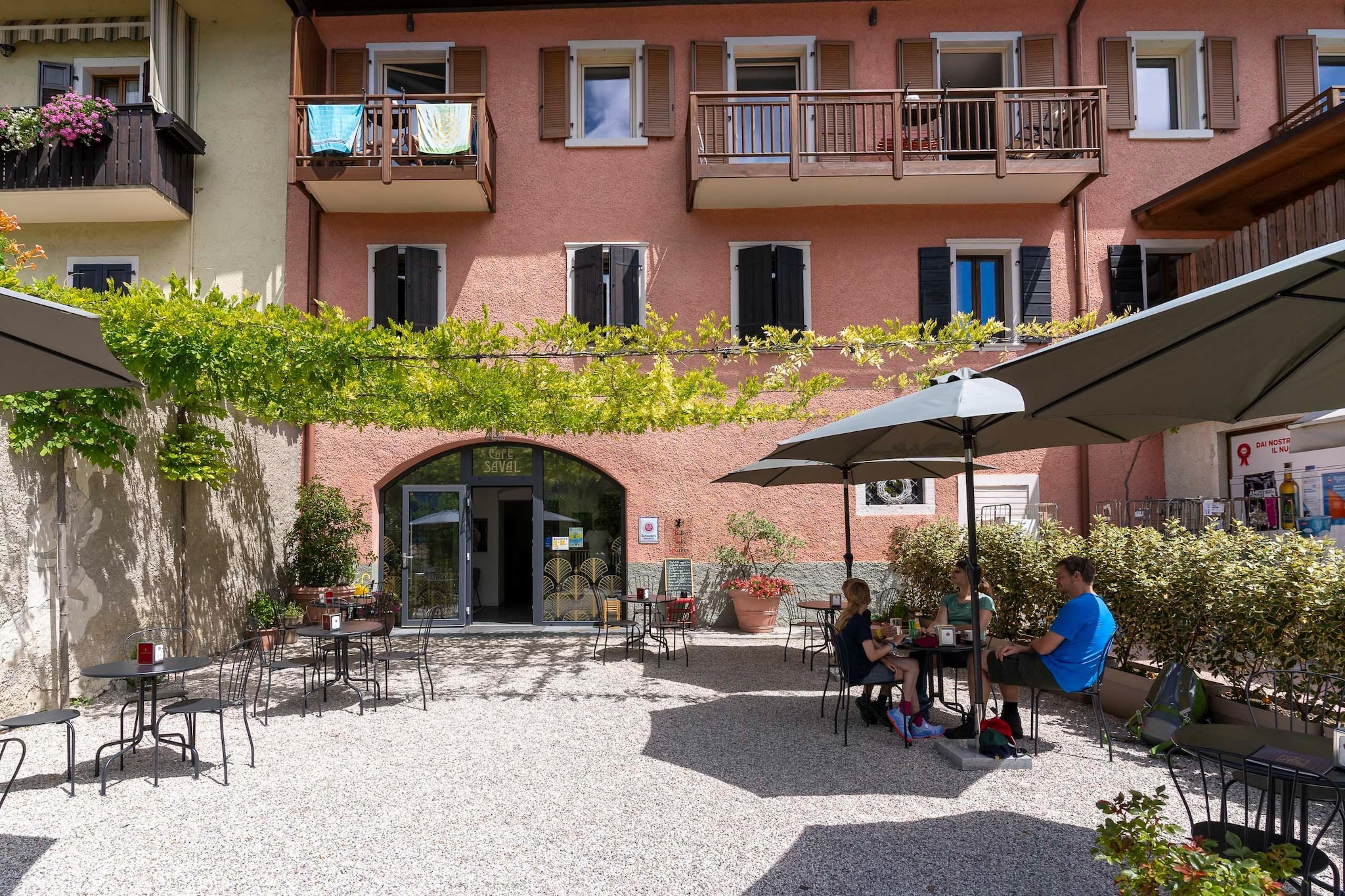 Pieve-Außenbereich Sommer