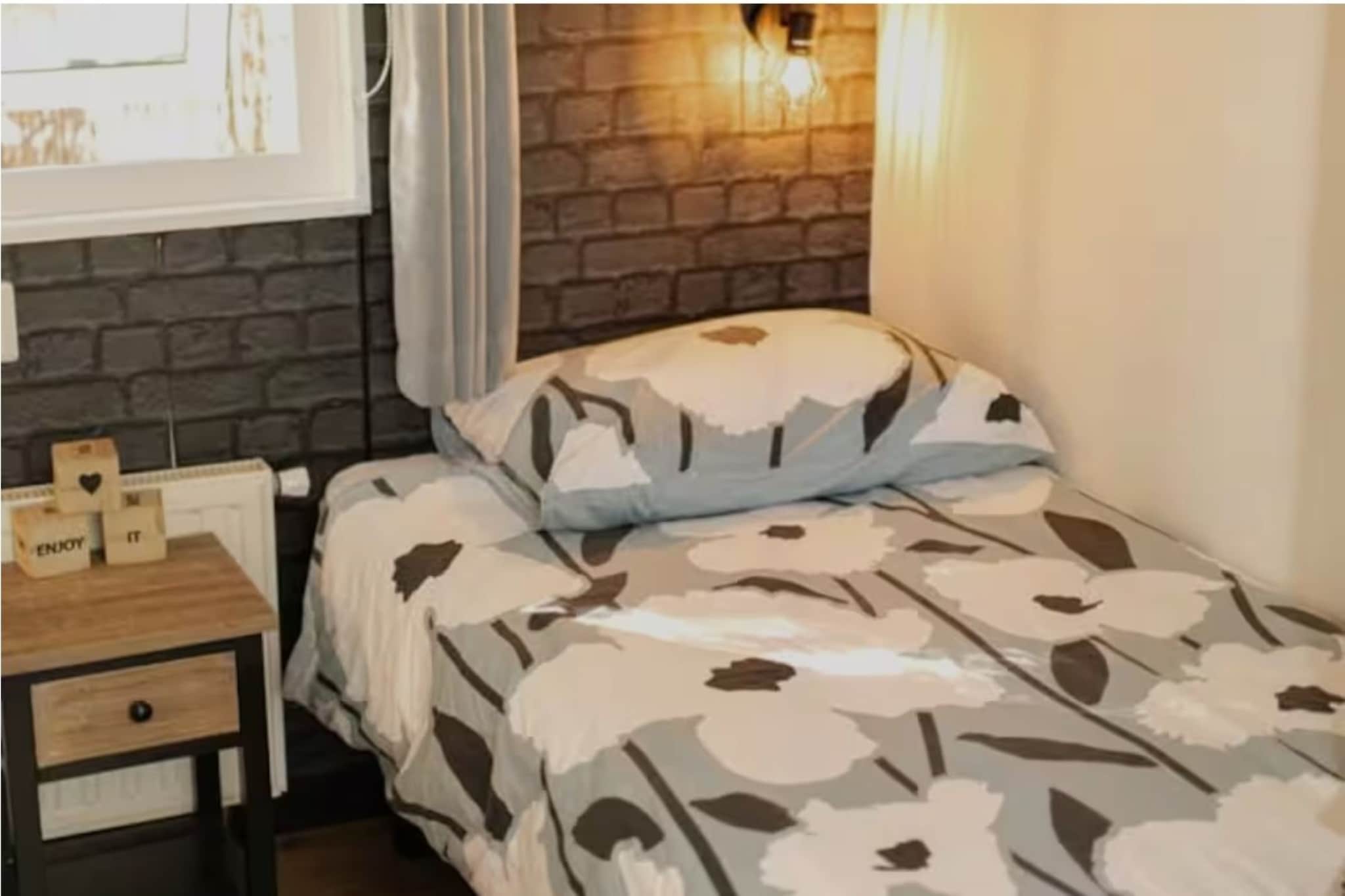 Chalet op de Veluwe bij Kootwijkerzand-Slaapkamer