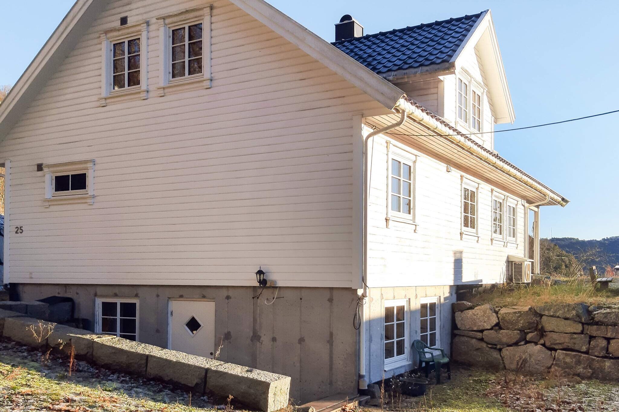 Holiday apartment on the first floor of a detached house that together with other houses forms a yard in Kvålsvik, 11 km from Lyngdal center. Quiet and peaceful place with a great view of the sea. The holiday apartment has 2 bedrooms, 1 with a double bed and 1 with a single bed. Cot available. There is a wood stove for warmth and coziness. Kitchenette in living room with dining area, balcony of approx. 9 m2. The floors in the house are let separately, so there can be different tenants on the two floors at the same time. The yard is secluded, but with many sights in proximity. Take a trip to the pleasant town Lyngdal with shopping streets, restaurants and a cinema, or to Rosfjord camping with a great beach. The indoor swimming activity center Sørlandsbadet in Lyngdal is fun for the whole family. Norway's southernmost underwater restaurant, "Under" is located on Spangereid, where you will also find the Spangereid Canal. Other excursion destinations are Lista lighthouse (30 km), and Vanse (25 km) where Lista Adrenalinpark offers go-karting, flipside/skate park, trampoline park, paintball and restaurant. Alcoa Miljøpark has cycle paths and a pump track. In Vanse you will also find Trunken (American store), a pizza baker, Chinese and Indian restaurants and shops. Boat rental is possible at Bjørnevåg holiday center 4 km from the holiday home. More activity and excursion opportunities to be found in information brochures in the house.