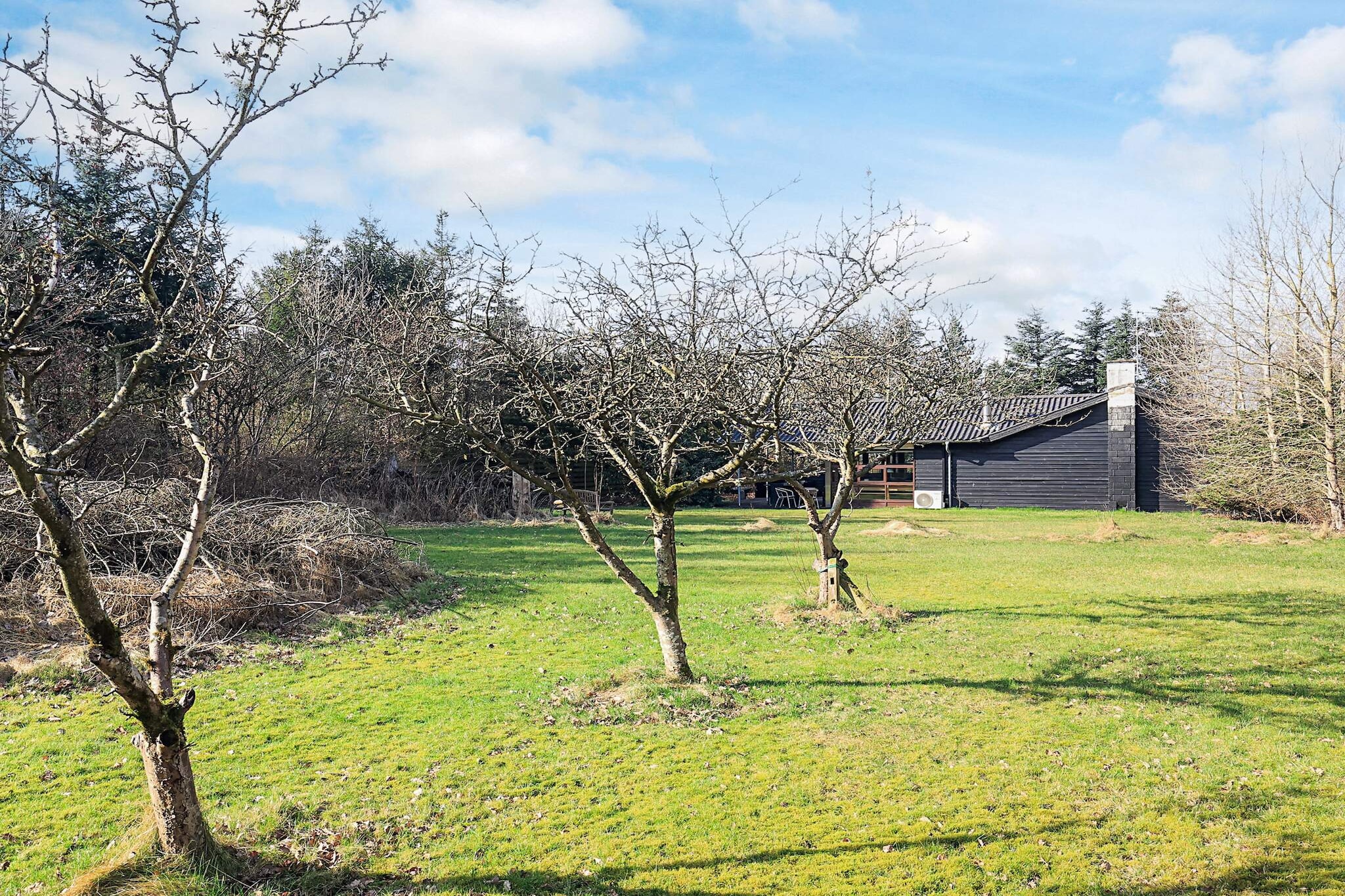 6 person holiday home in SpÃ¸ttrup