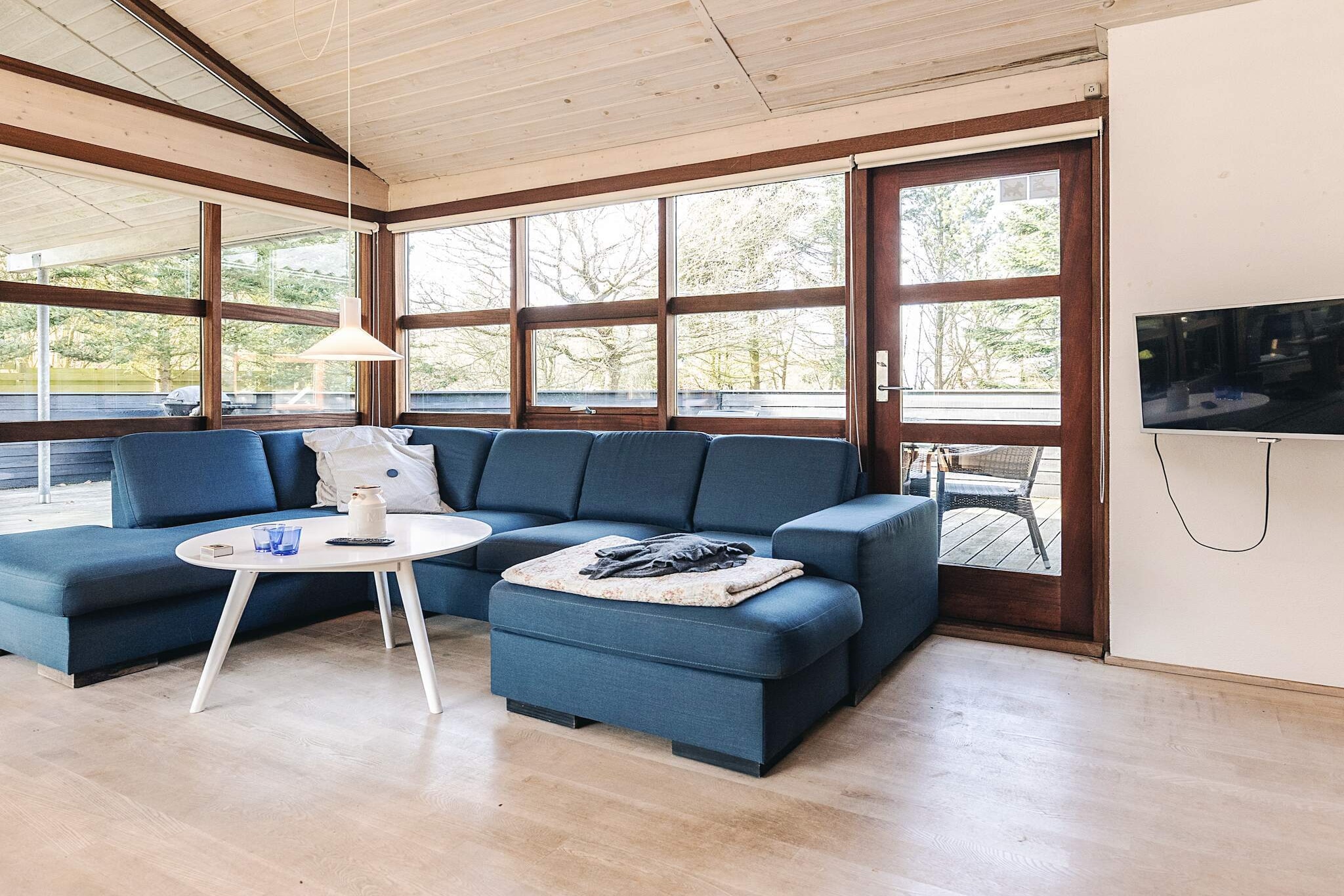 6 person holiday home in SpÃ¸ttrup