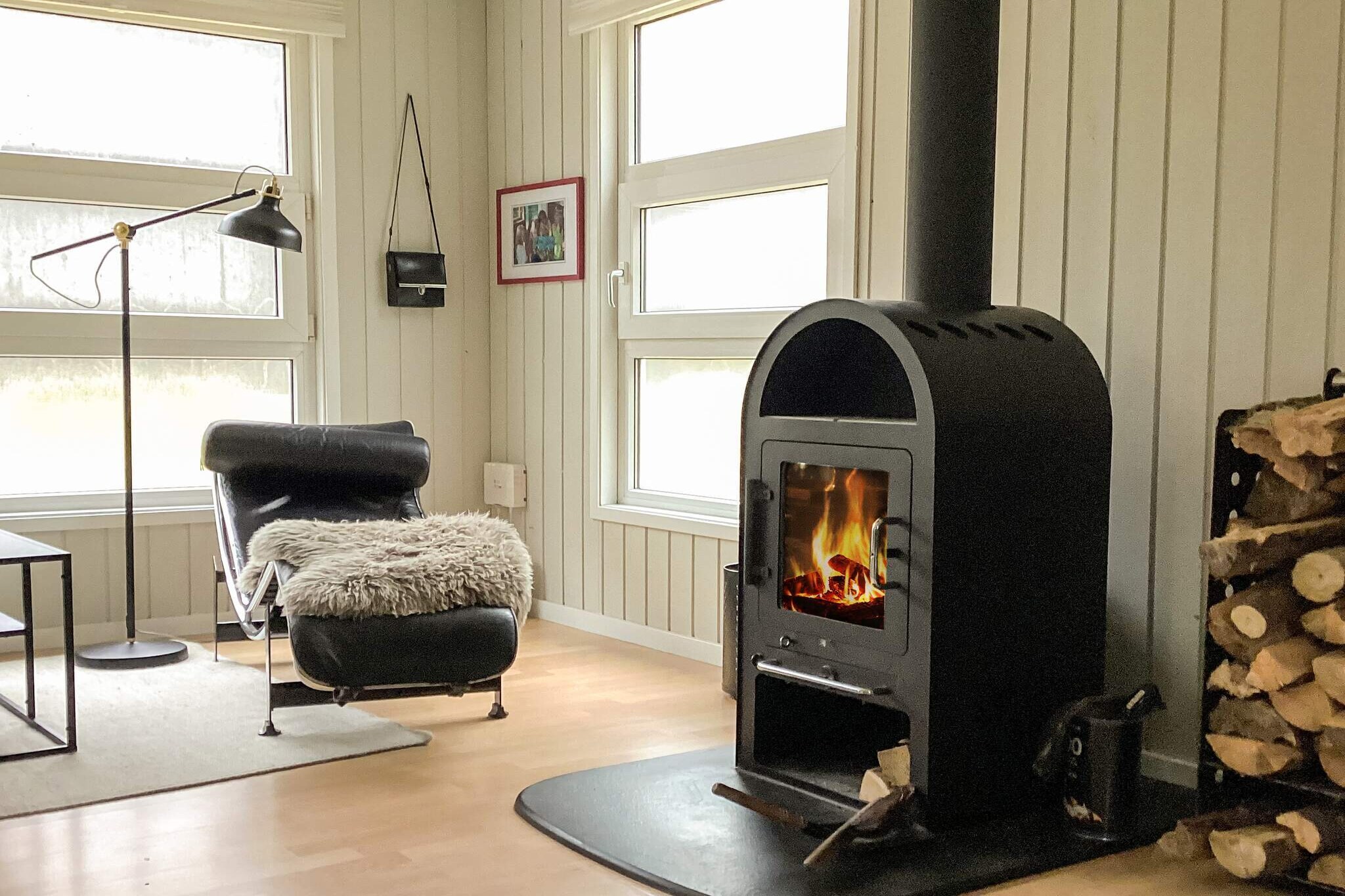 Kitchen(stove(induction), coffee machine, oven, microwave, dishwasher, fridge(+ freezer), freezer(1-59L)), Living/bed room(TV(german television channels, danish TV channels (DR1 and TV2), norvegian TV channels , swedish TV channels), CD player, stereo unit), Living/bed room, bedroom(double bed), bedroom(double bed), bedroom(2x single bed), bathroom(tumble dryer, washbasin, shower, toilet, washing machine), heating(electric), terrace, garden furniture, sun loungers, air to air heatpump