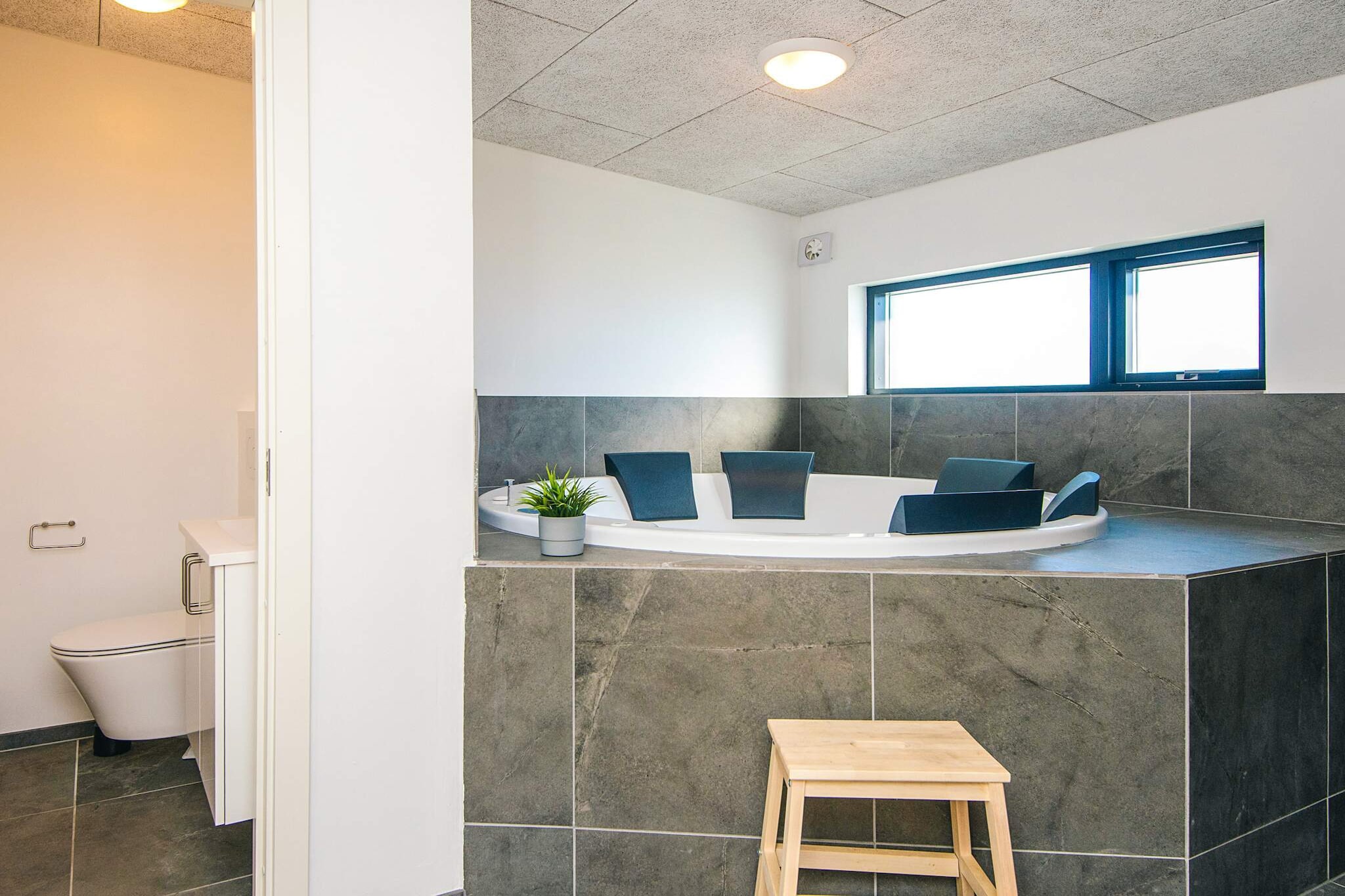 5 star holiday home in Grenaa-Indoor