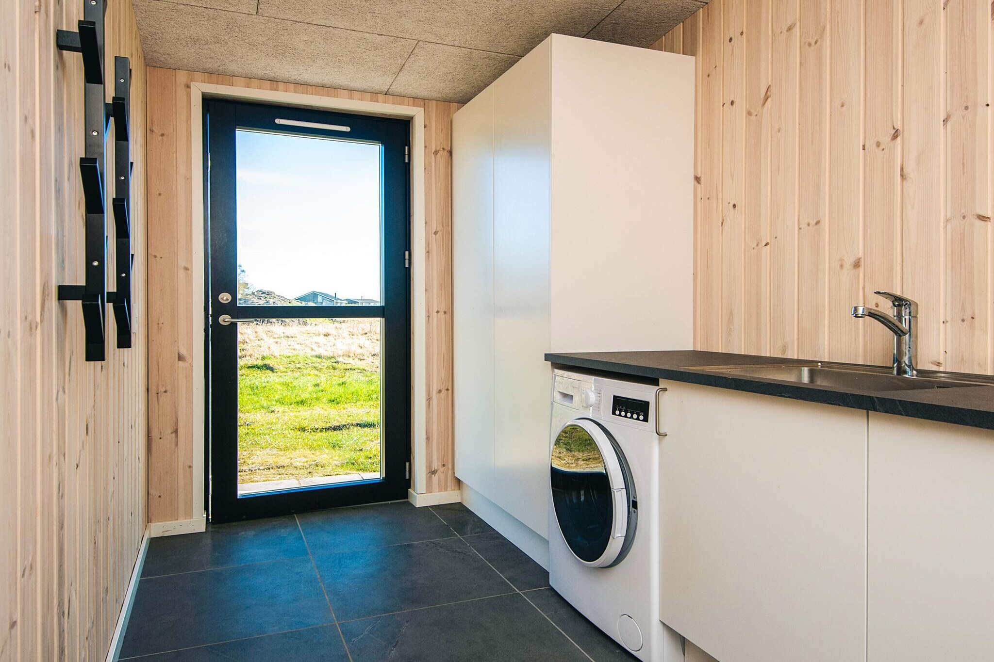 5 star holiday home in Grenaa-Indoor