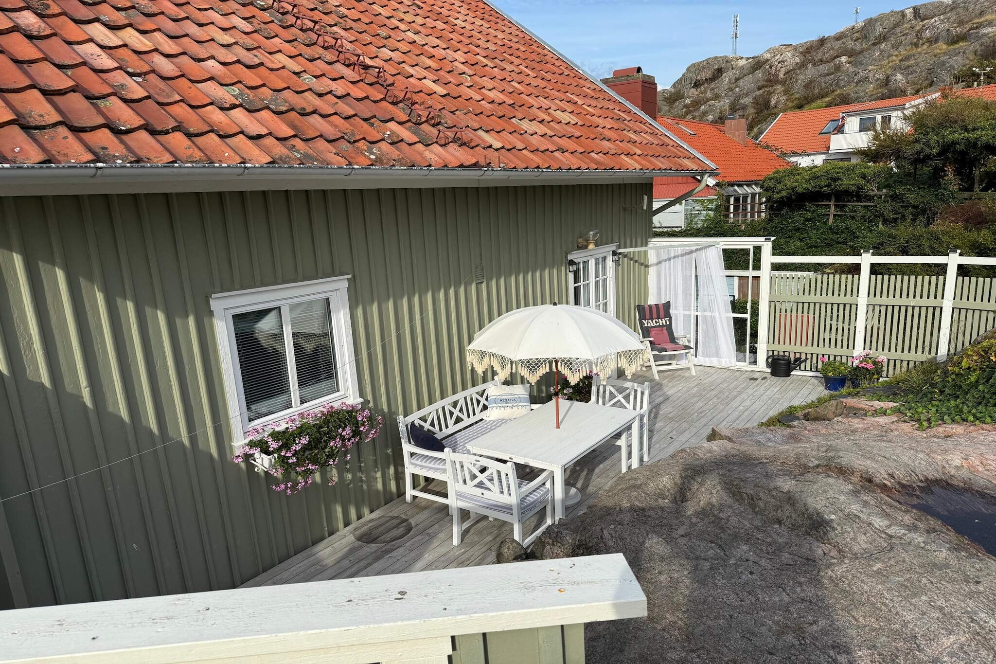 4 person holiday home in SKÄRHAMN - Outdoor