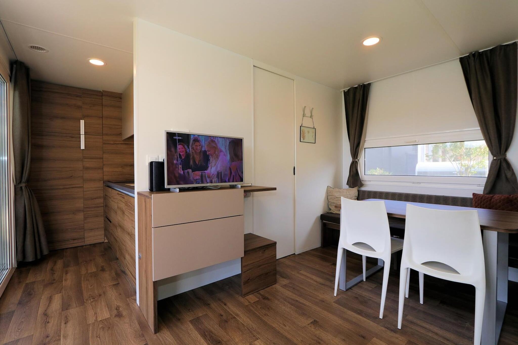 Cosy Unique 4
