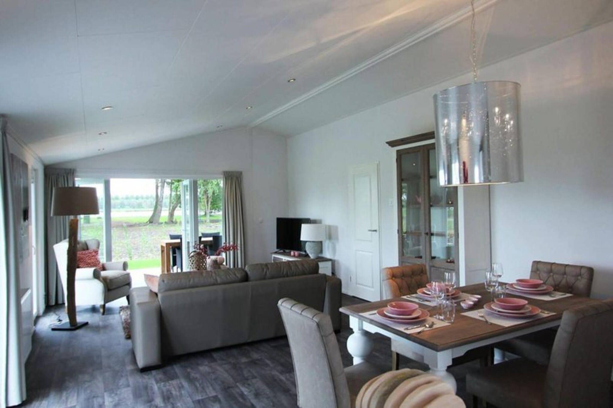 Veranda 6