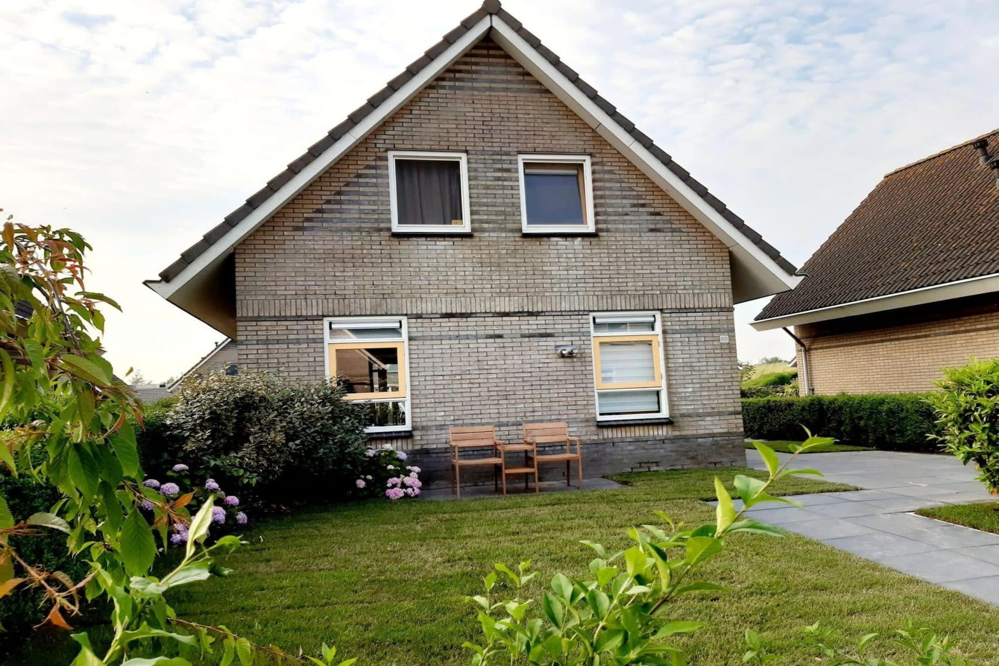 Dijkhuis Sauna 6 - Exterior in summer