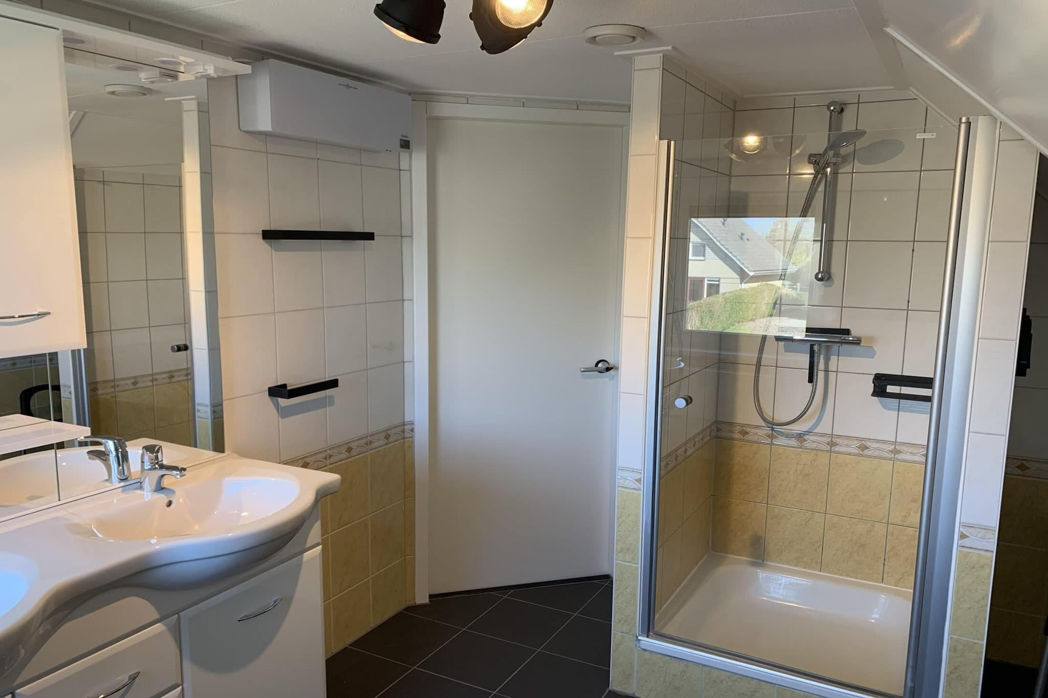 Dijkhuis Sauna 6 - Bathroom