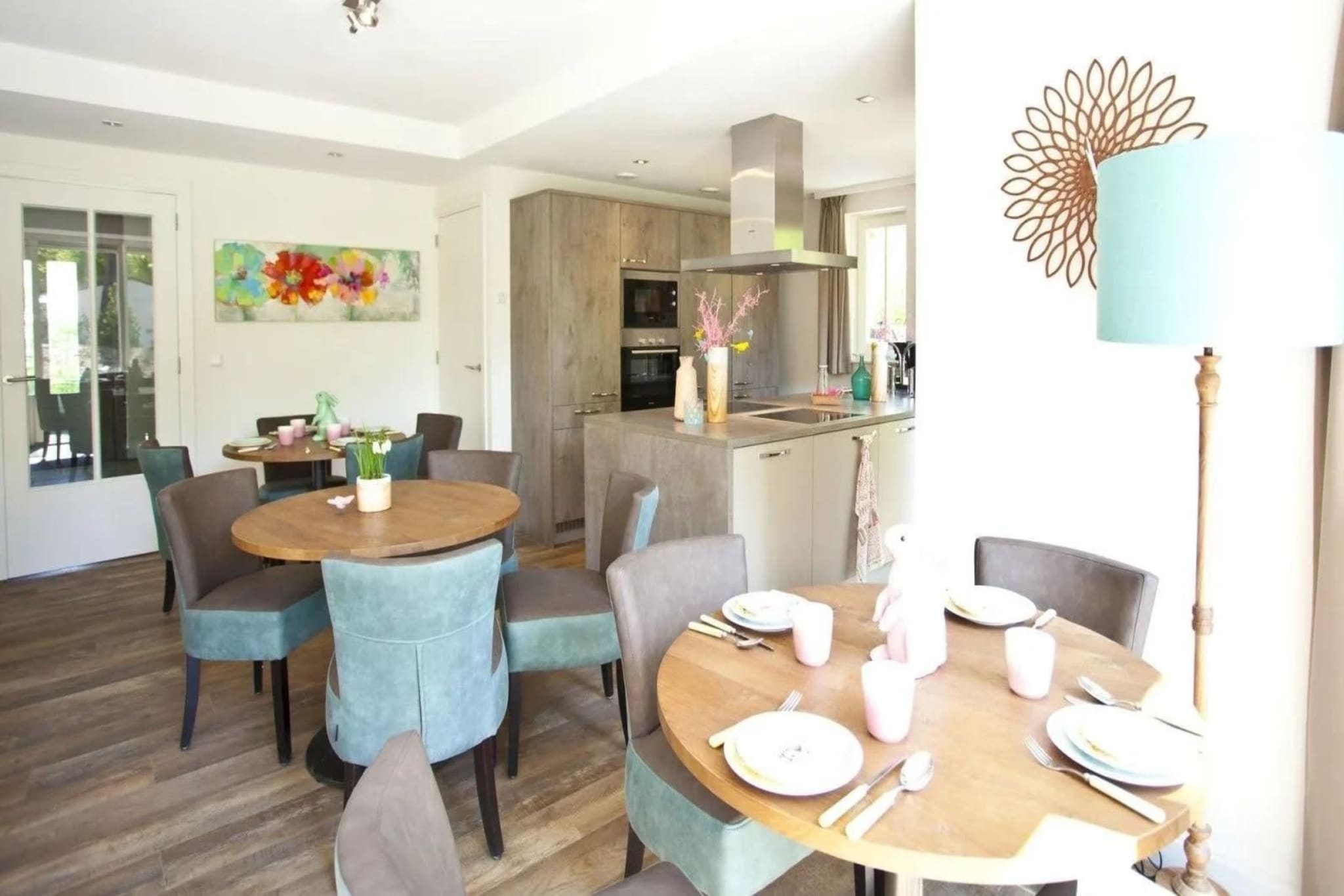 Group accommodation 20 - Eetkamer