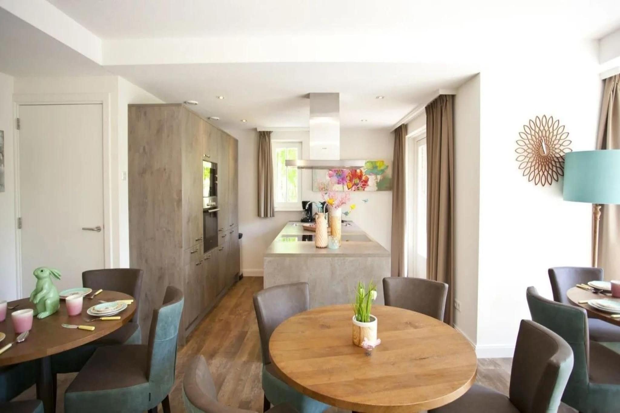 Group accommodation 20 - Eetkamer
