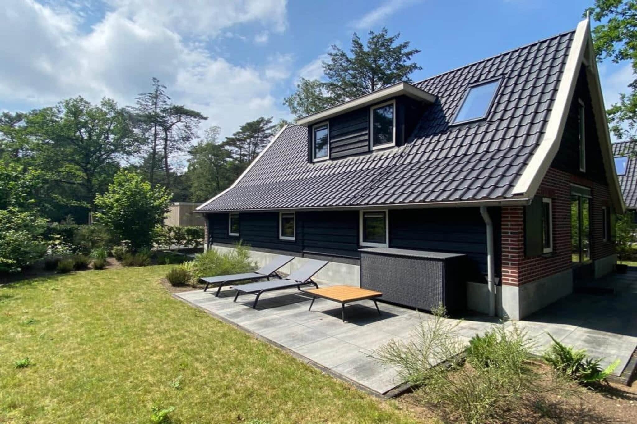 Villa MIVA 8 - Buitenkant zomer