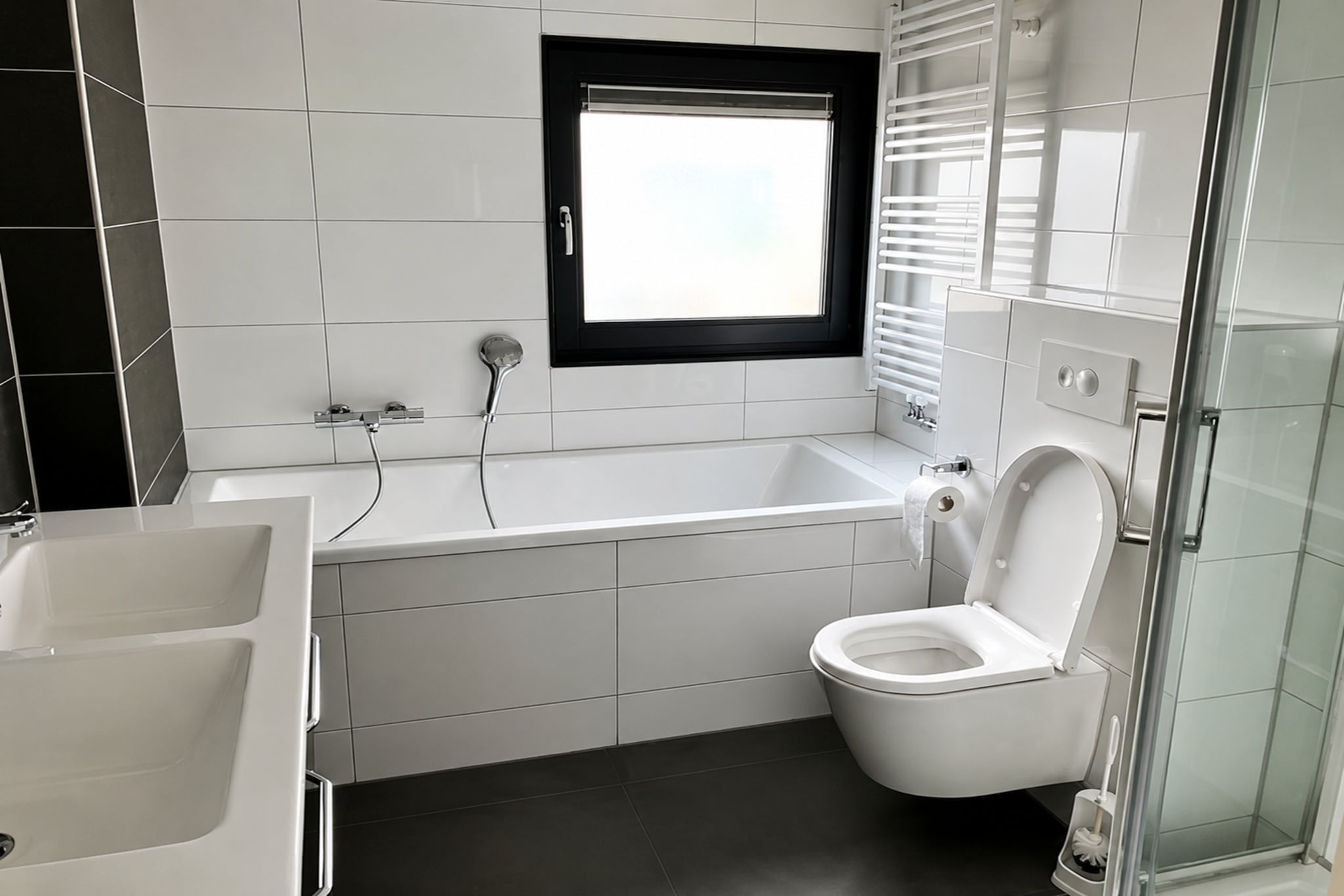 Cube Magnifique Plus MIVA 8 - Badkamer