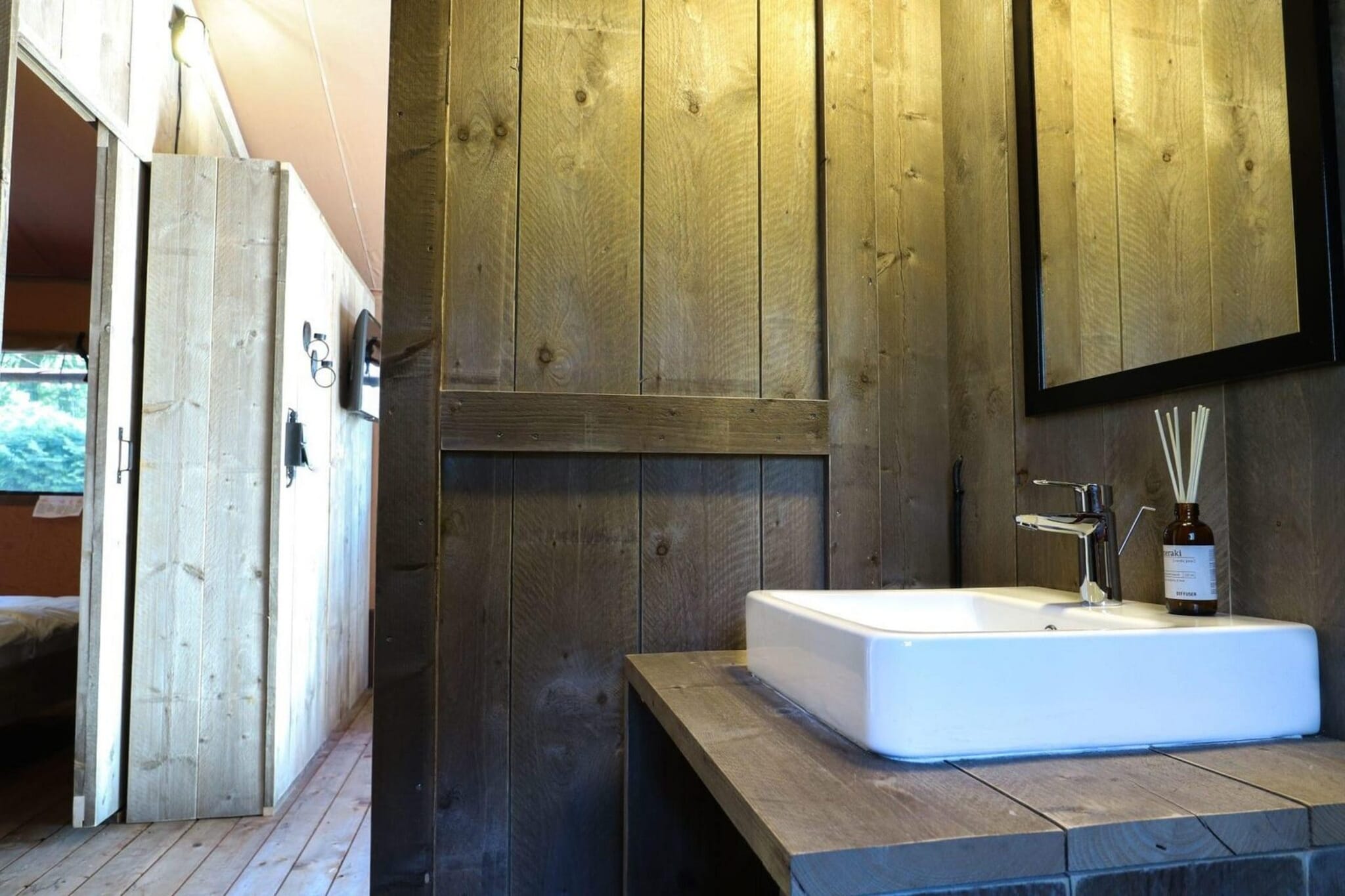 Lodgetent 5 - Bathroom