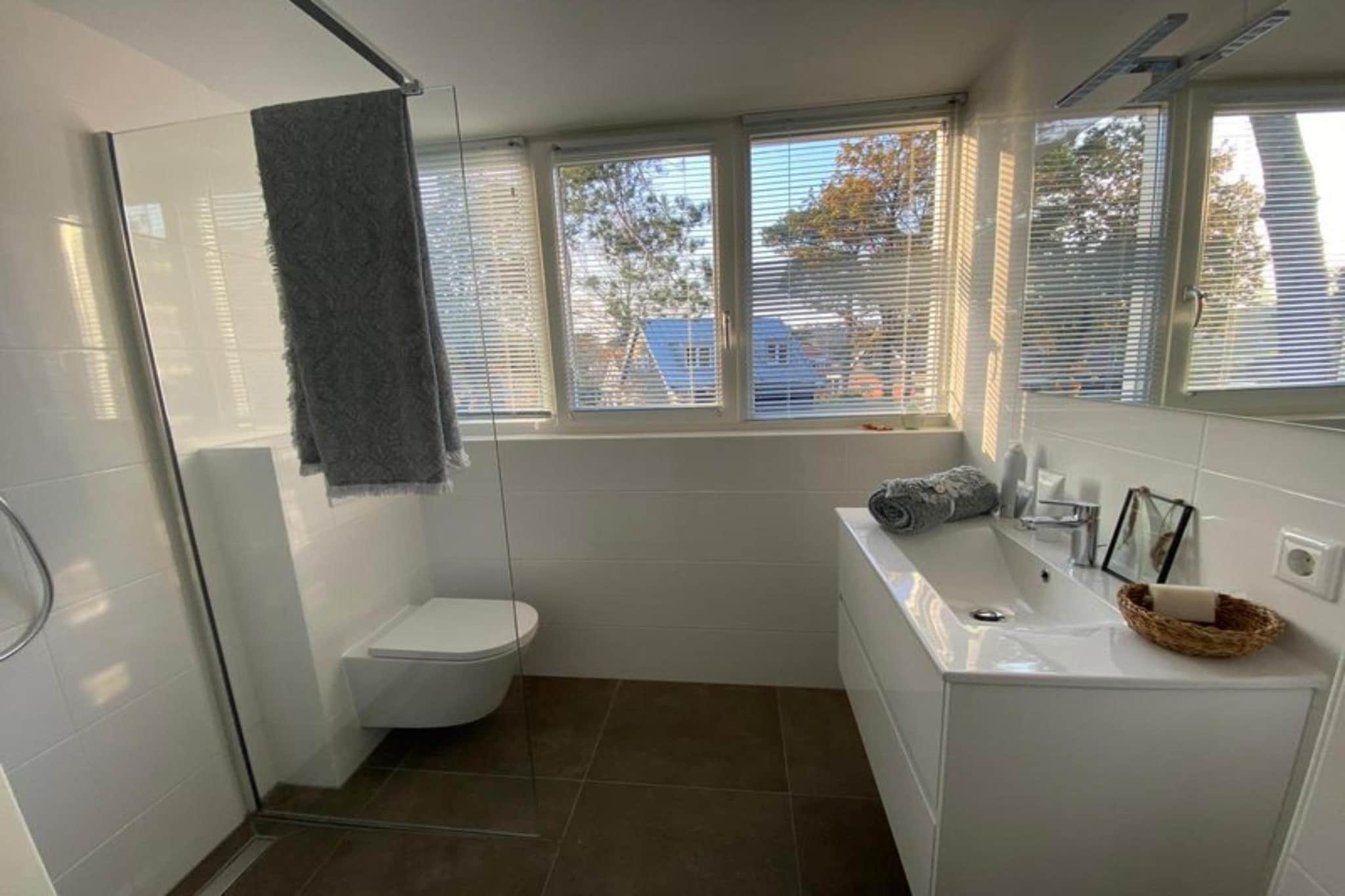 Strandvilla Sauna 6 - Badkamer