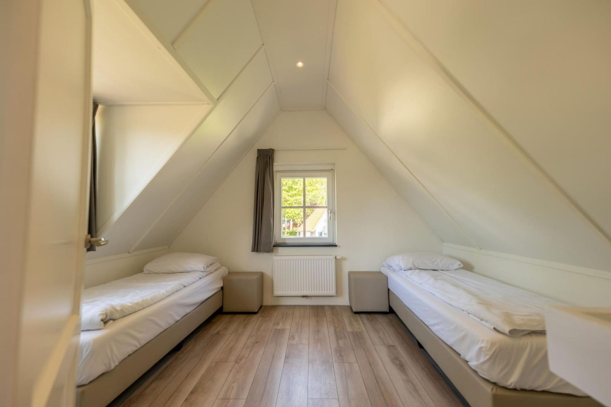Chateau 6 - Bedroom