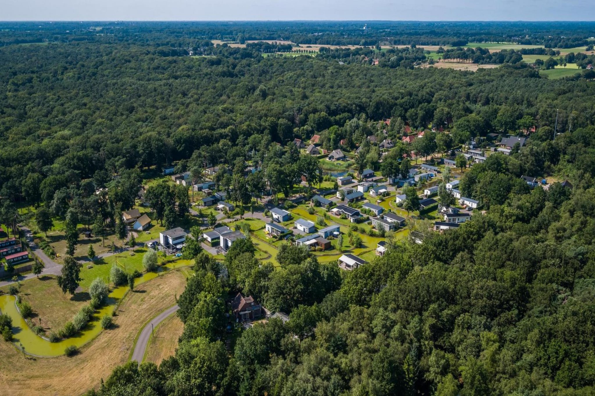 L-Pavilion 6 - Areas within 1km in summer