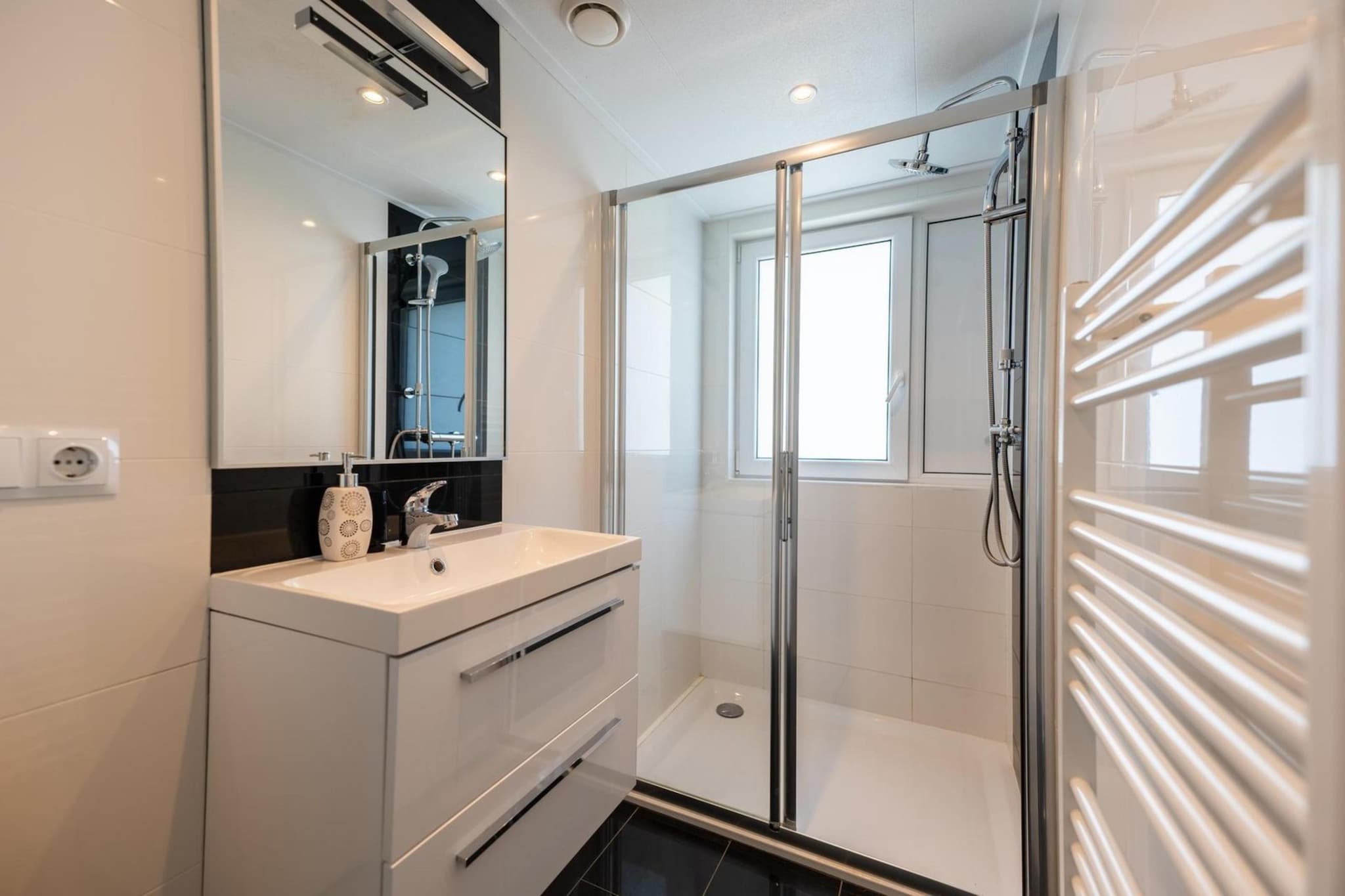 Pavilion l'etage Sauna 10 - Bathroom
