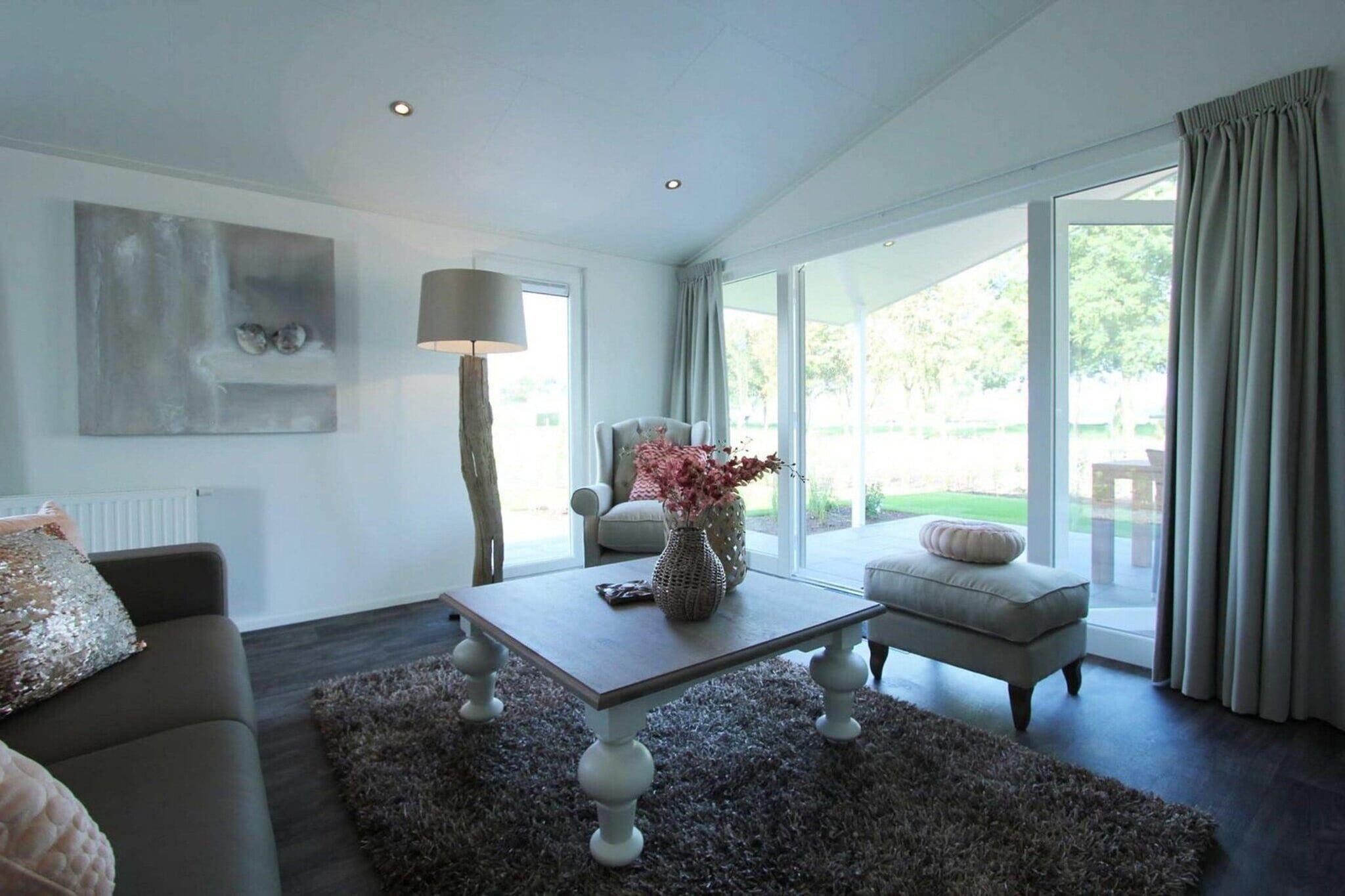 Veranda 4 - Woonkamer