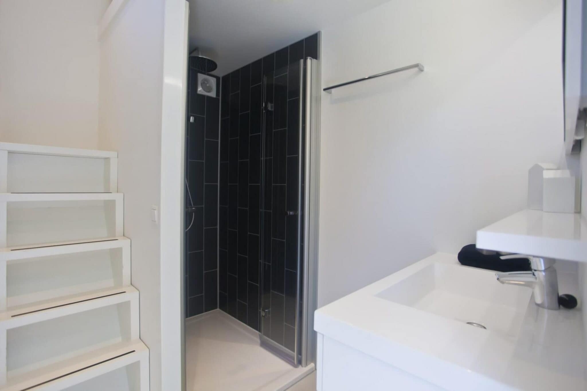 Cube Elite 4 - Badkamer