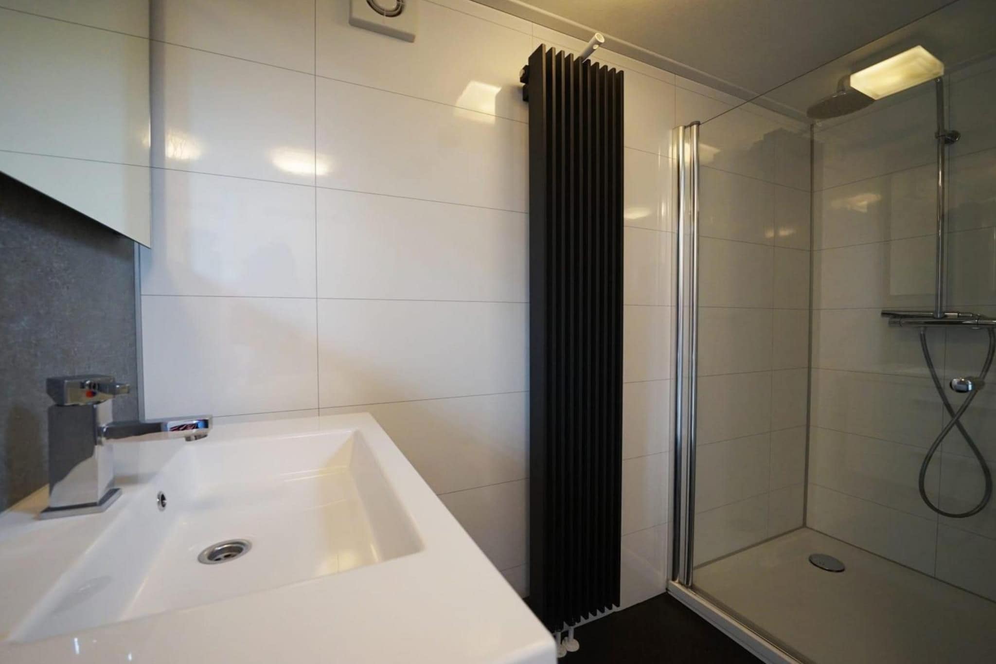 Cube Elite 6 - Badkamer
