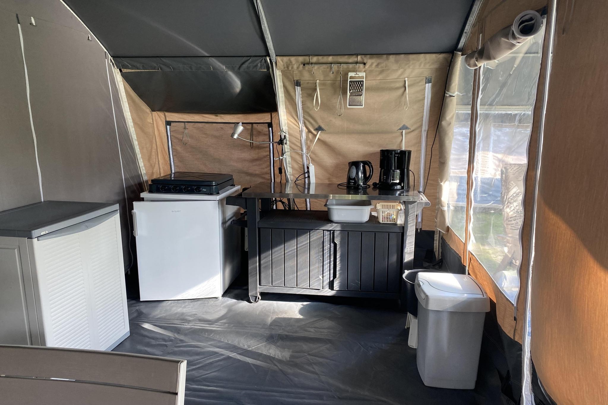 Safari tent 5