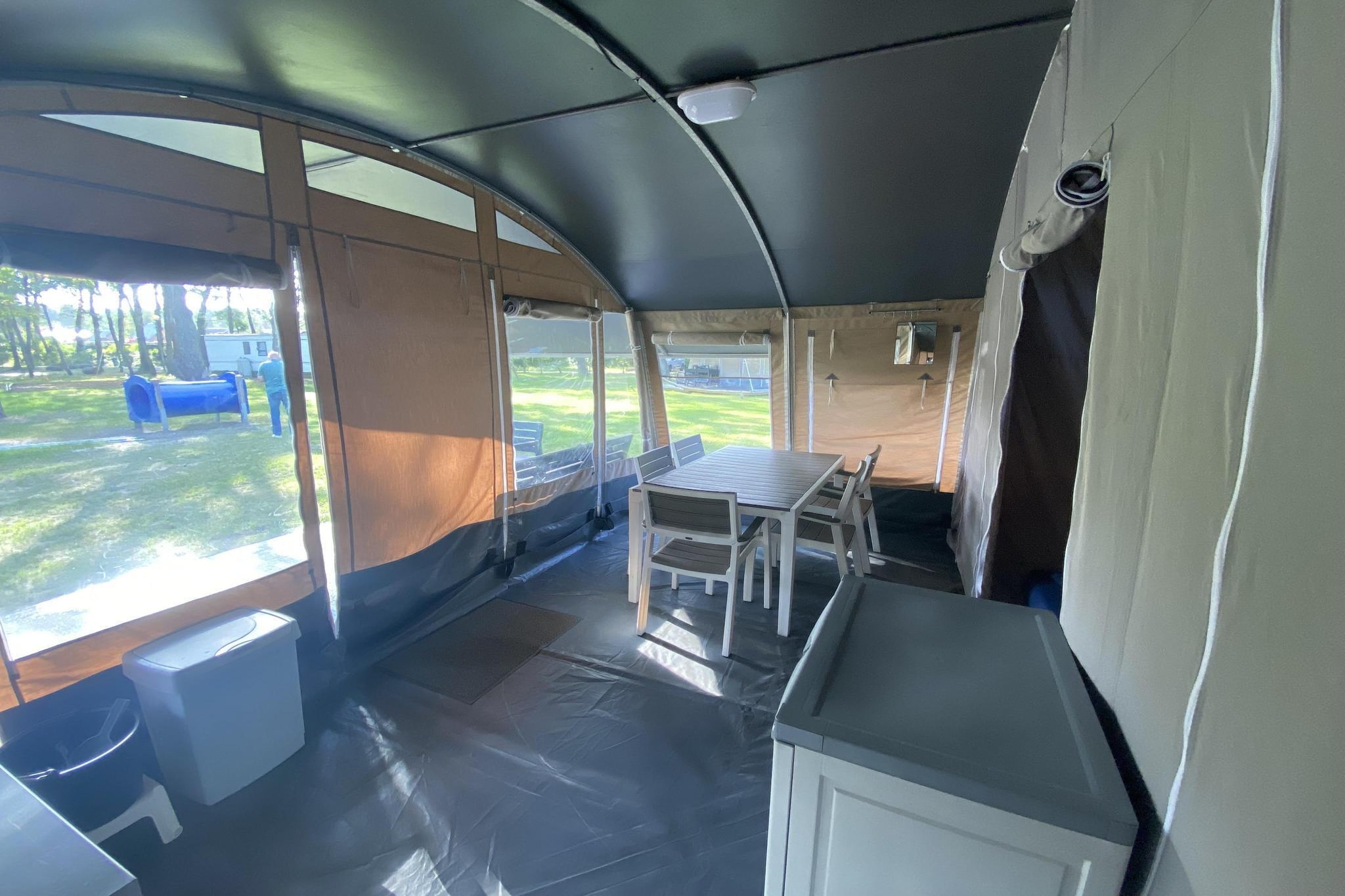 Safari tent 5