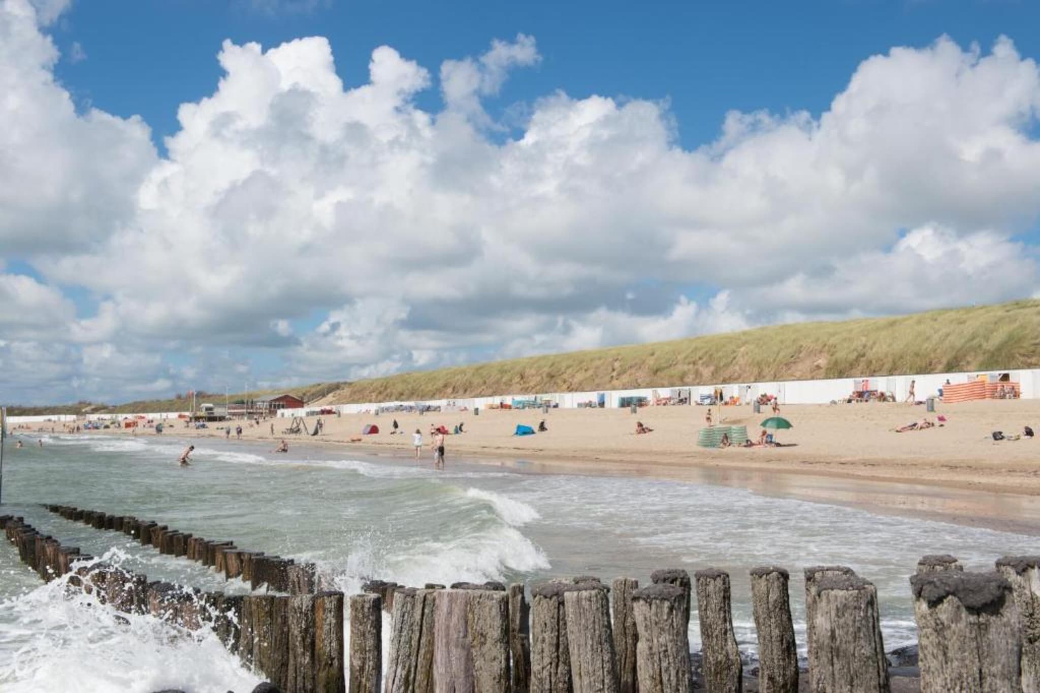 Huisje huren in Zeeland  De Strandloper Westkapelle - Charley Tooropstraat 1a  Strand & Natuur-Gebieden zomer 5km