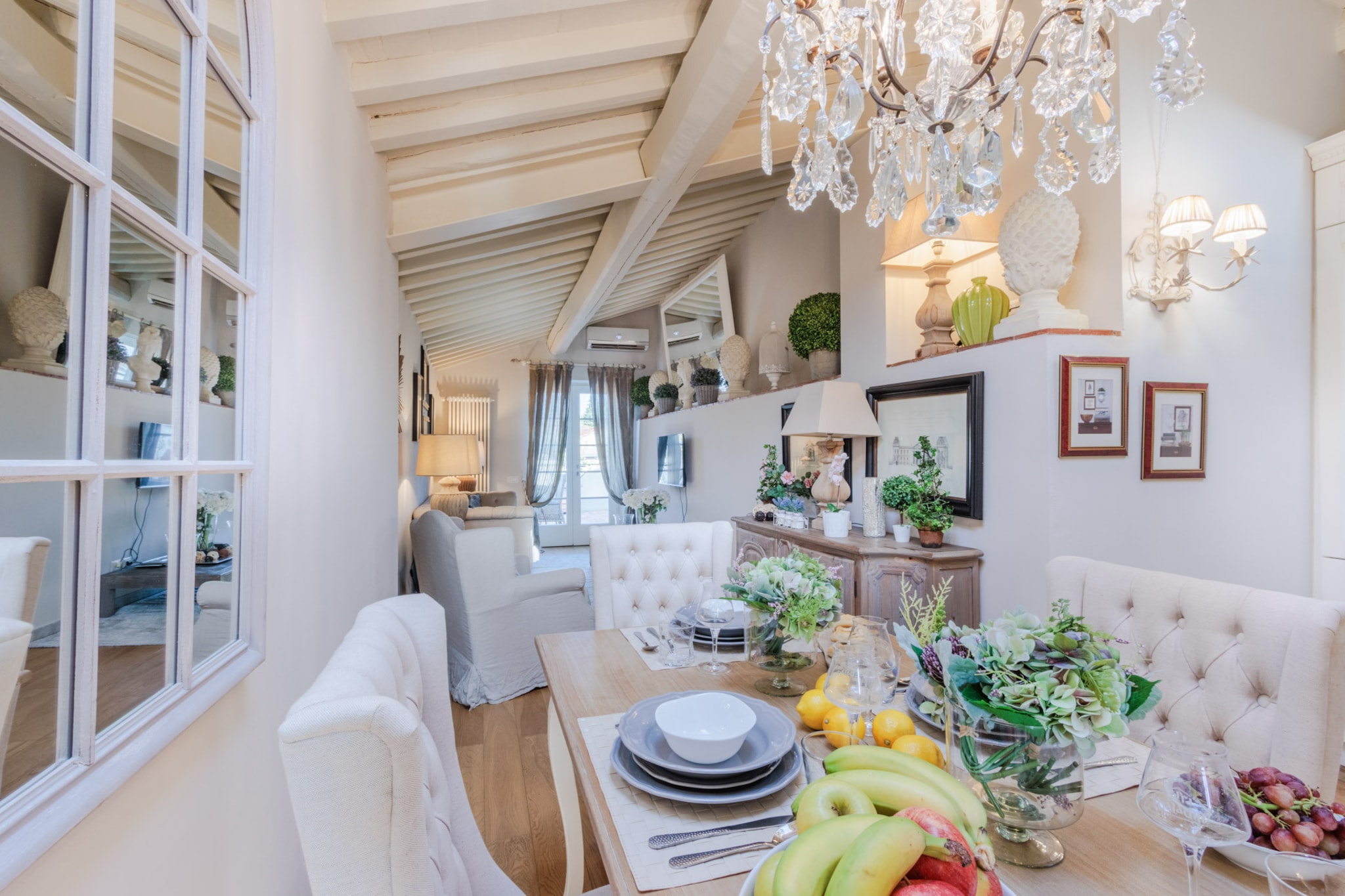 Casa Laura, a Terrace above Lucca-Nicht getaggt