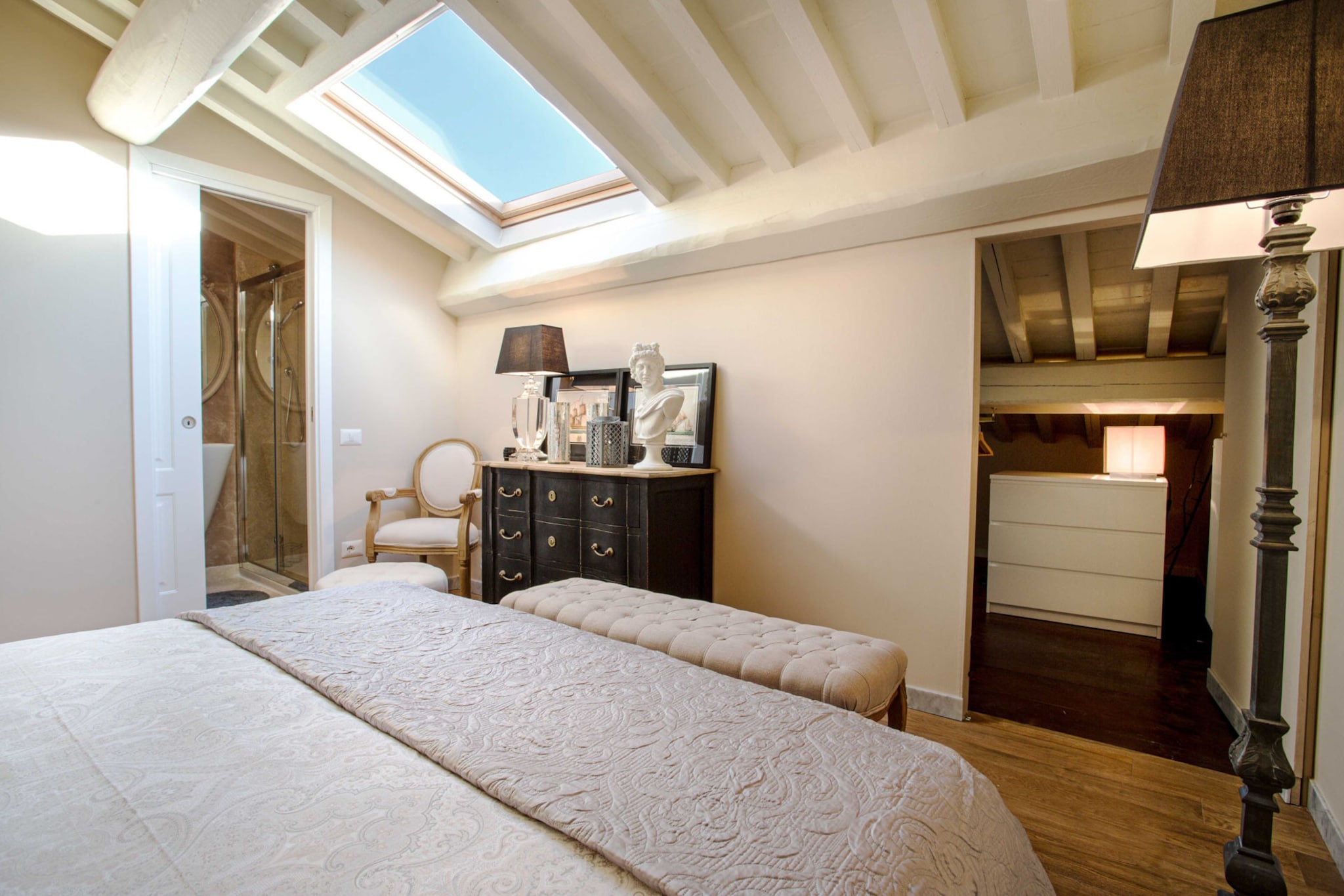 Casa Laura, a Terrace above Lucca-Schlafzimmer