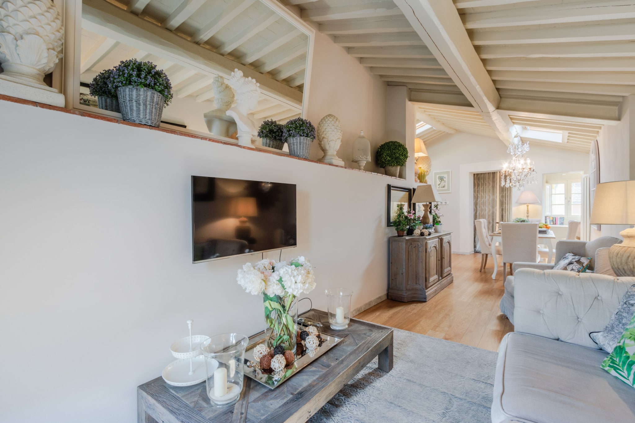 Casa Laura, a Terrace above Lucca-Nicht getaggt