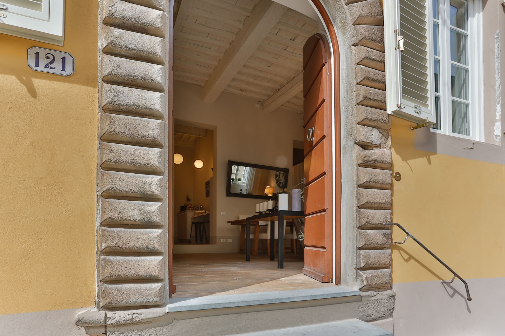 Casa Janca-Not tagged
