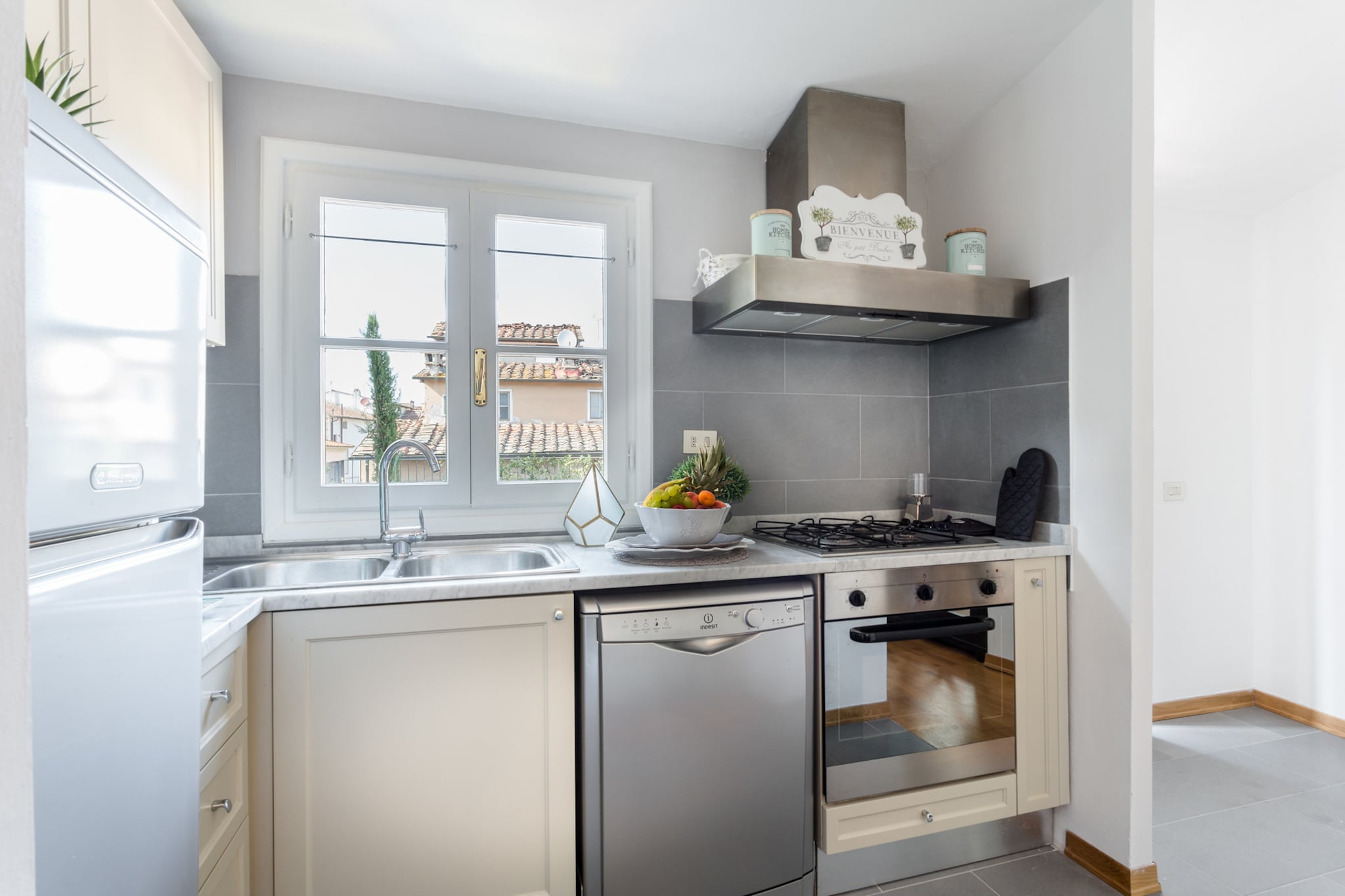 Ottone Penthouse-Nicht getaggt