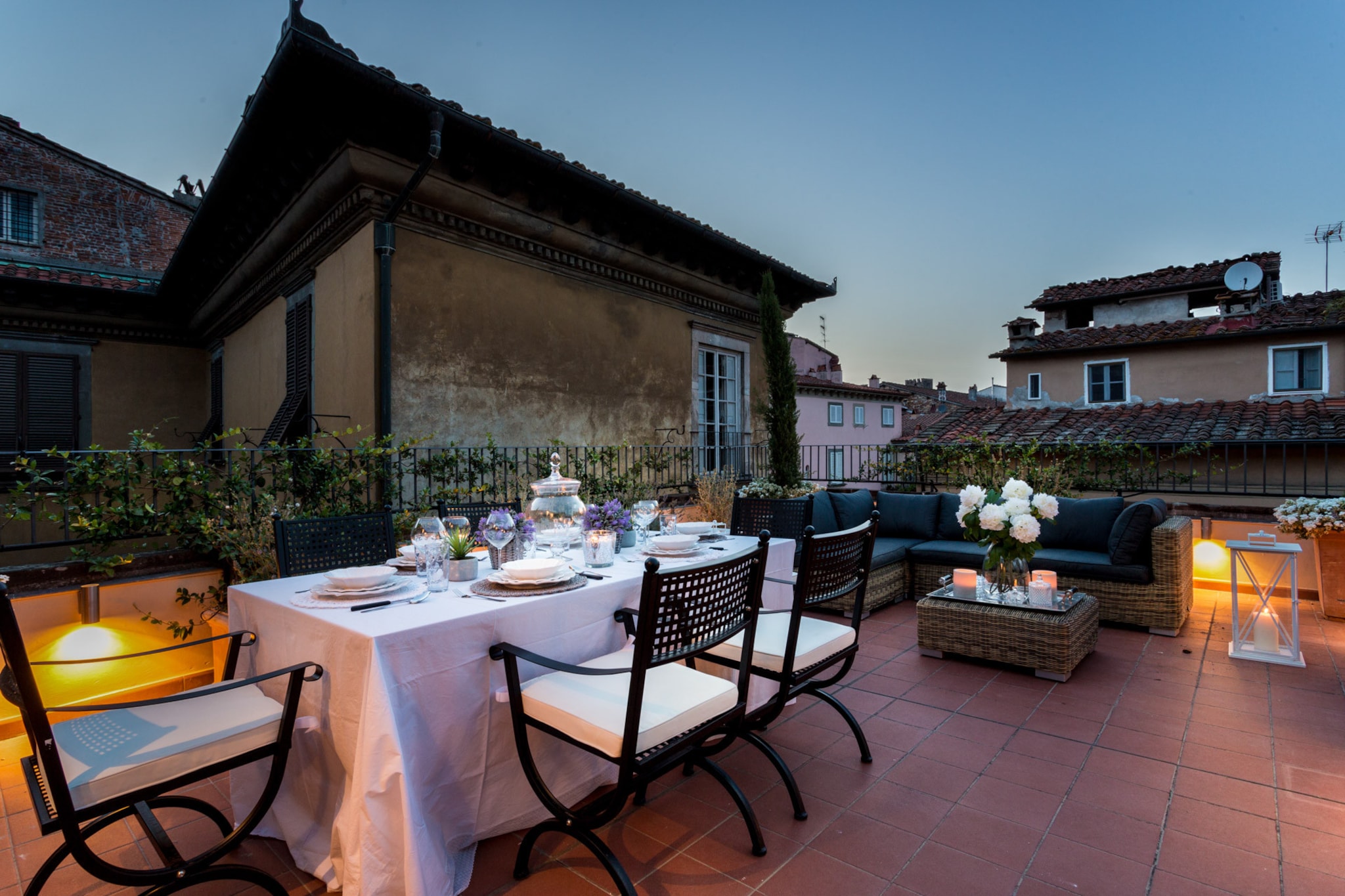 Ottone Penthouse-Nicht getaggt