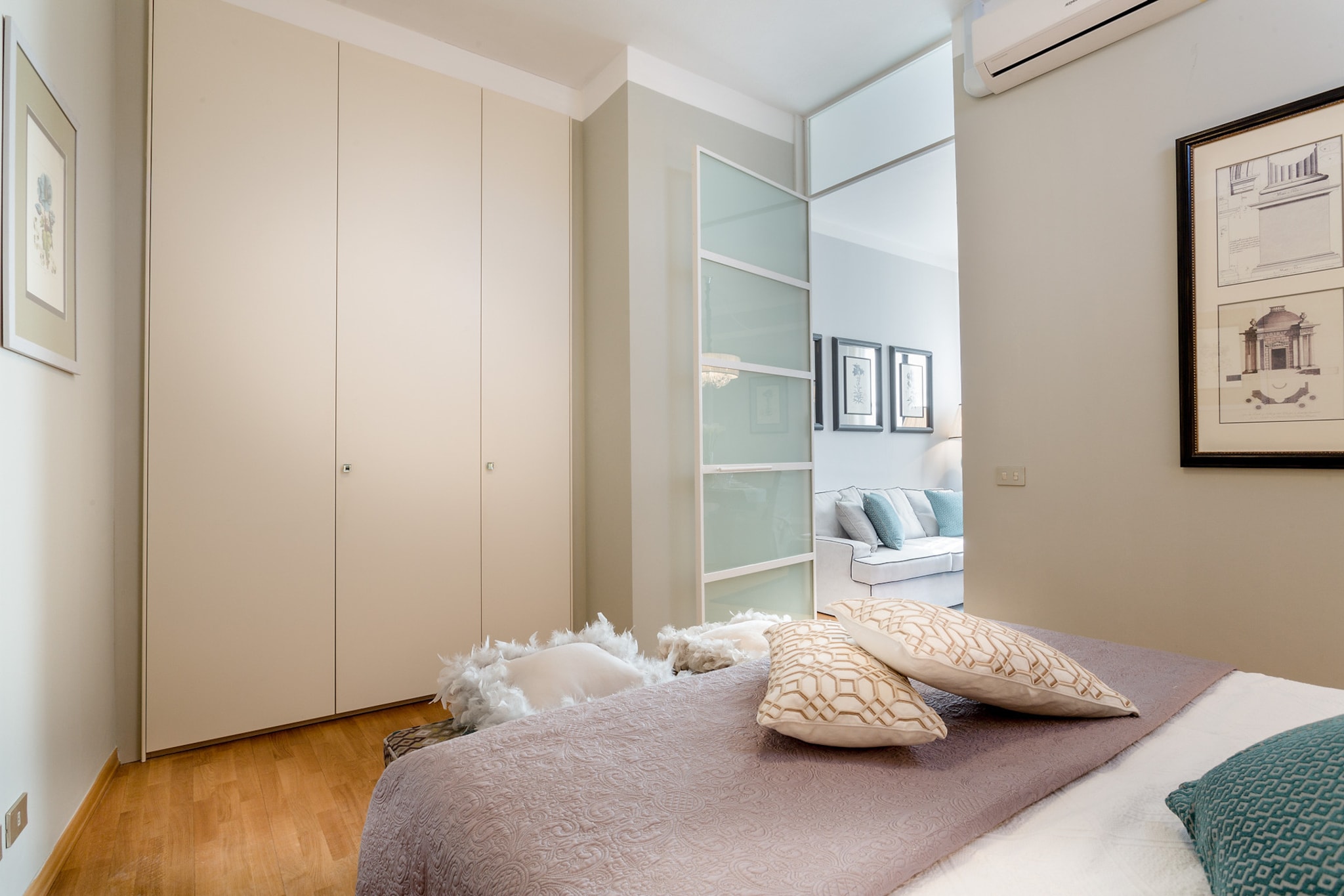 Ottone Penthouse-Nicht getaggt