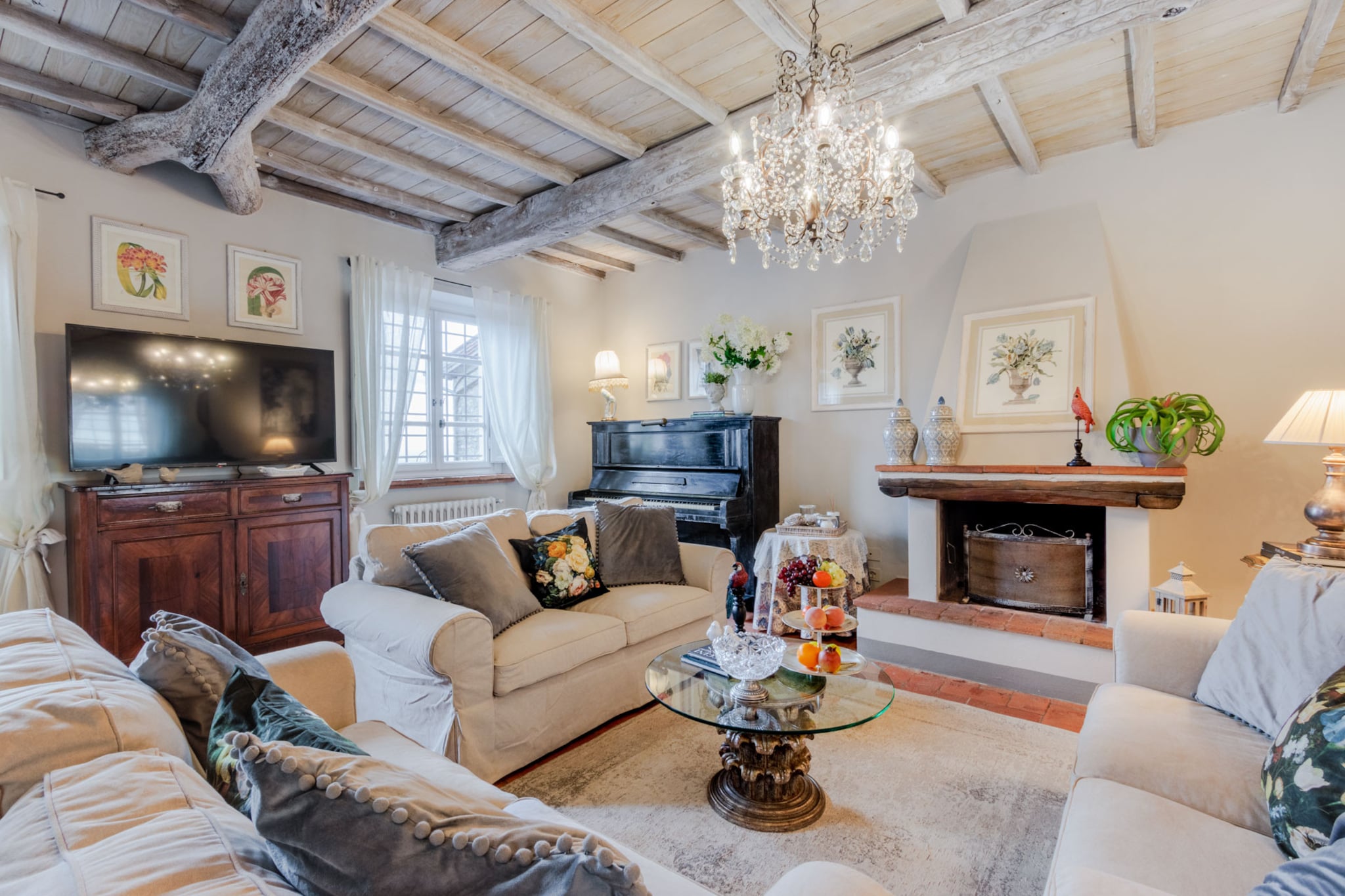 La Macina Farmhouse-Living room
