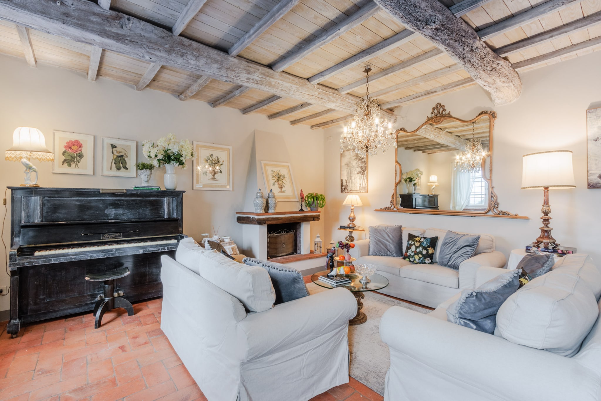 La Macina Farmhouse-Living room