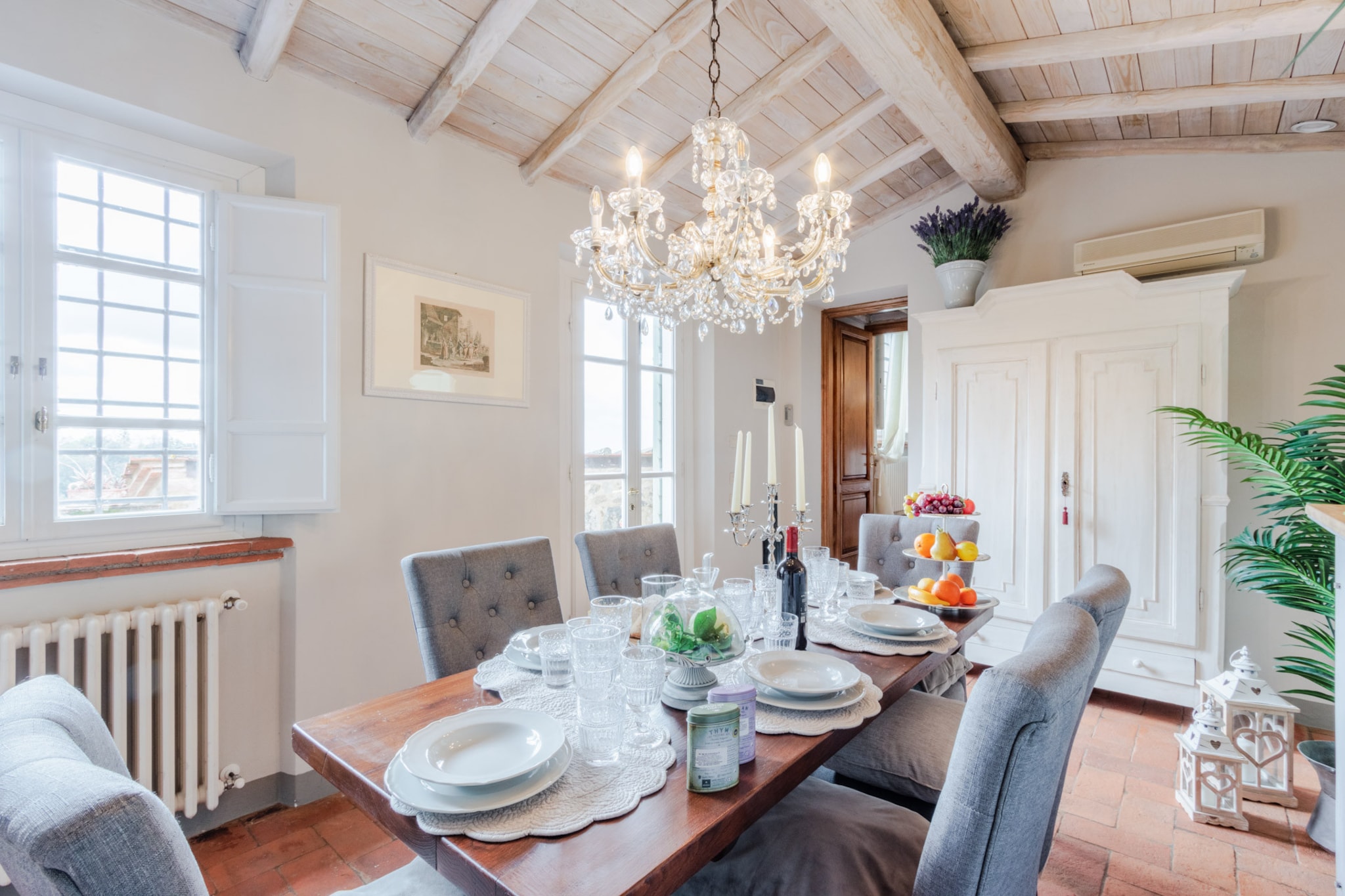 La Macina Farmhouse-Dining room