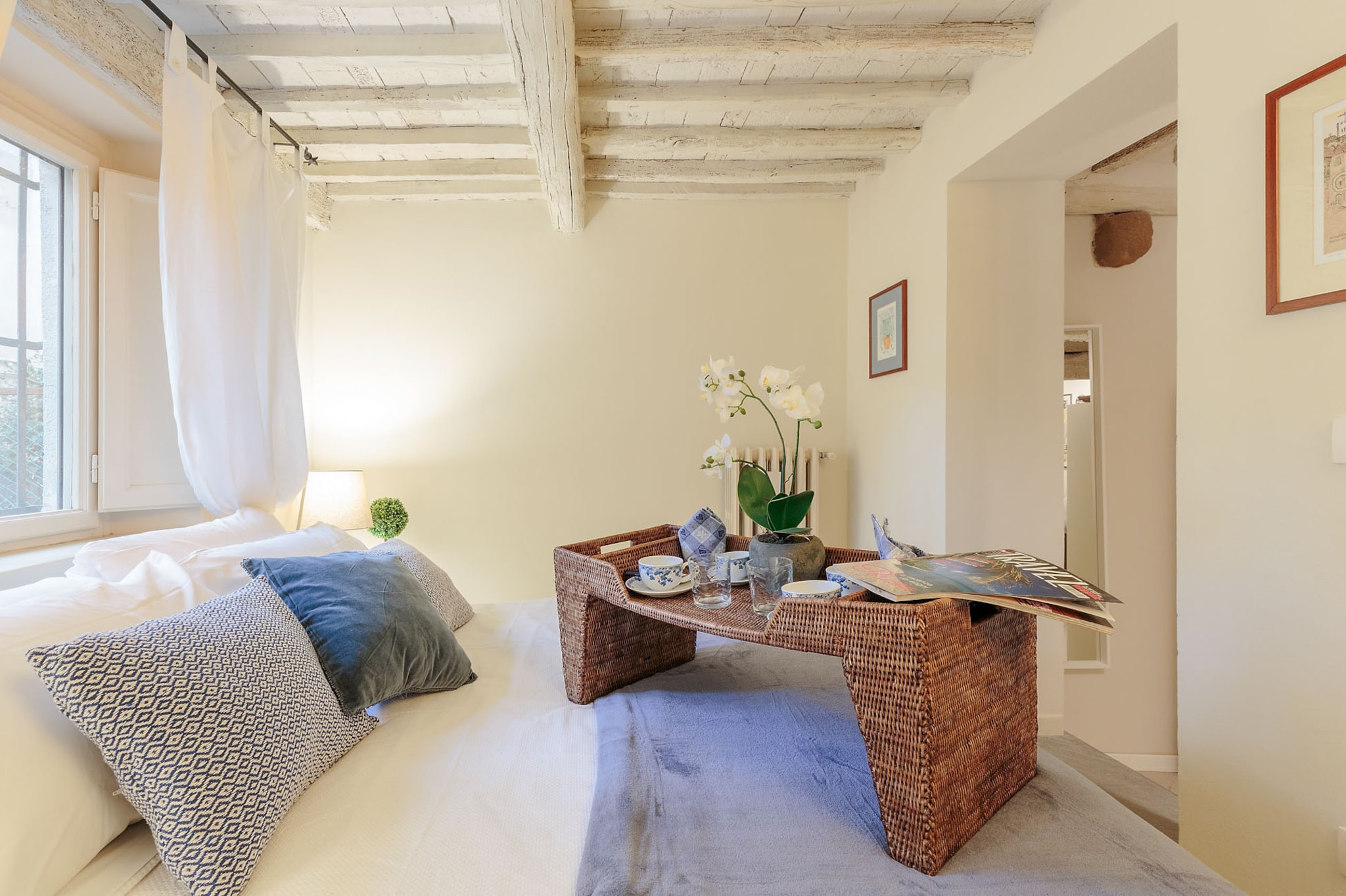 The 1400's Apartment-Nicht getaggt
