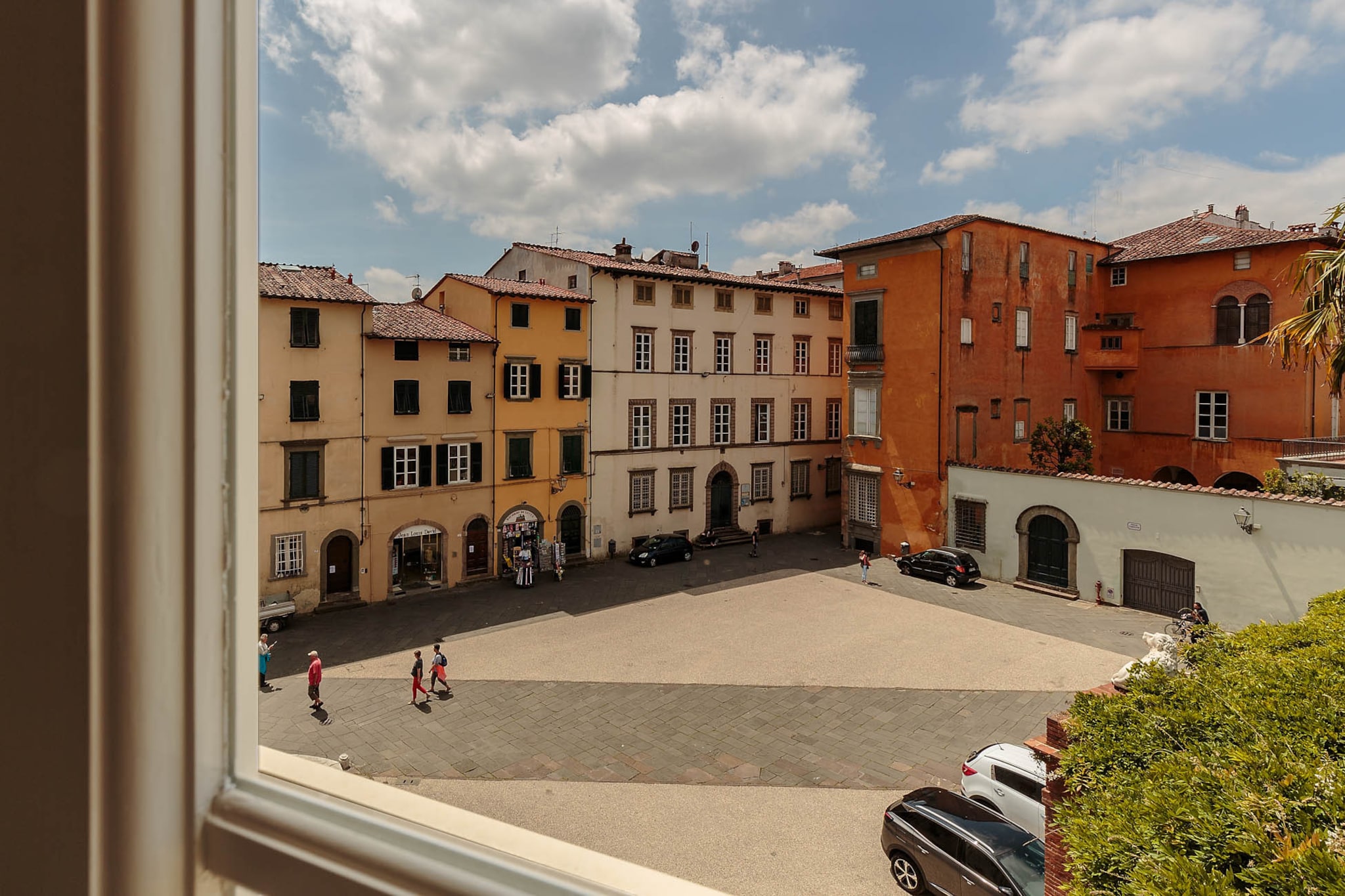 The Puccini Penthouse-Nicht getaggt